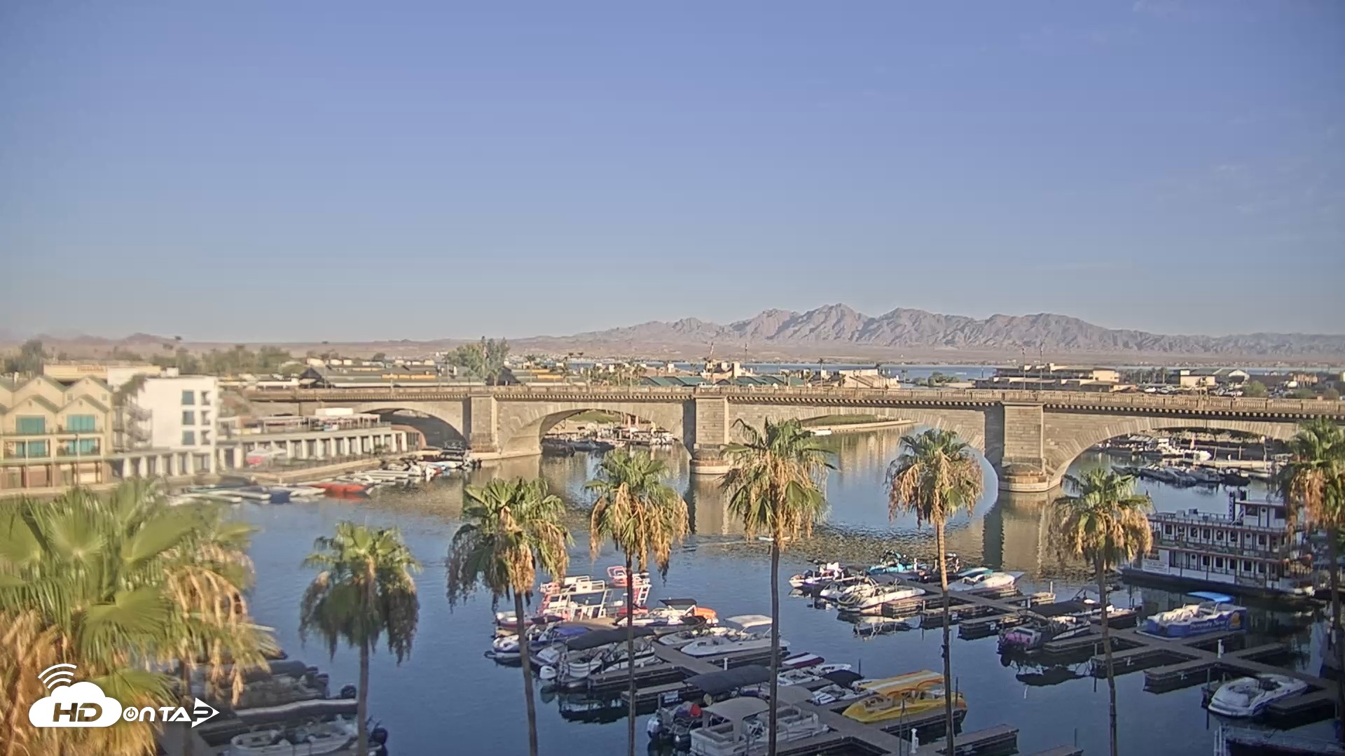 Snapshot of Lake Havasu London Bridge Live Webcam taken Jul 3, 2026, 6:49am MST