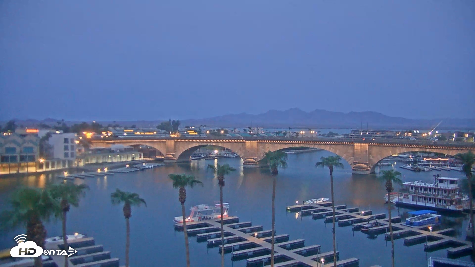 Snapshot of Lake Havasu London Bridge Live Webcam taken Aug 14, 2026, 5:45am MST
