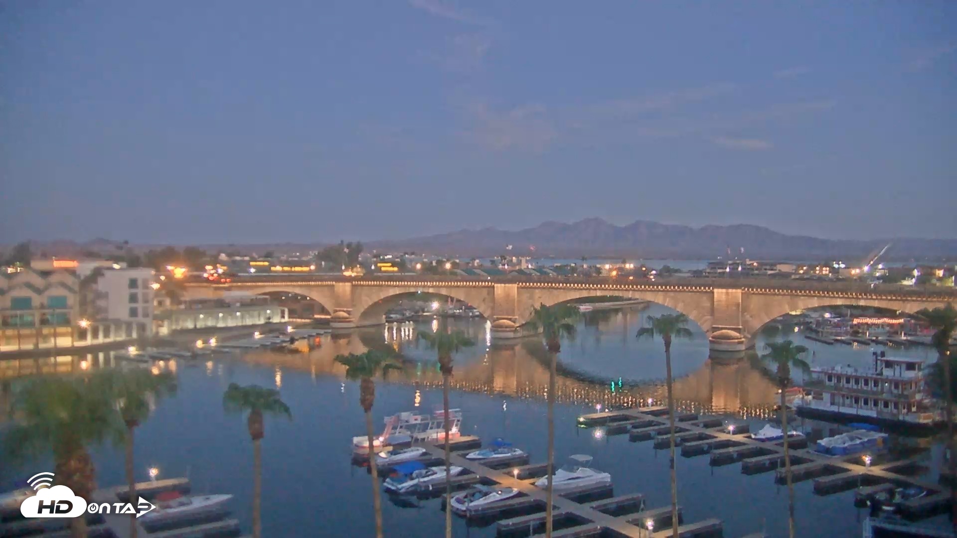 Snapshot of Lake Havasu London Bridge Live Webcam taken Aug 19, 2026, 5:37am MST