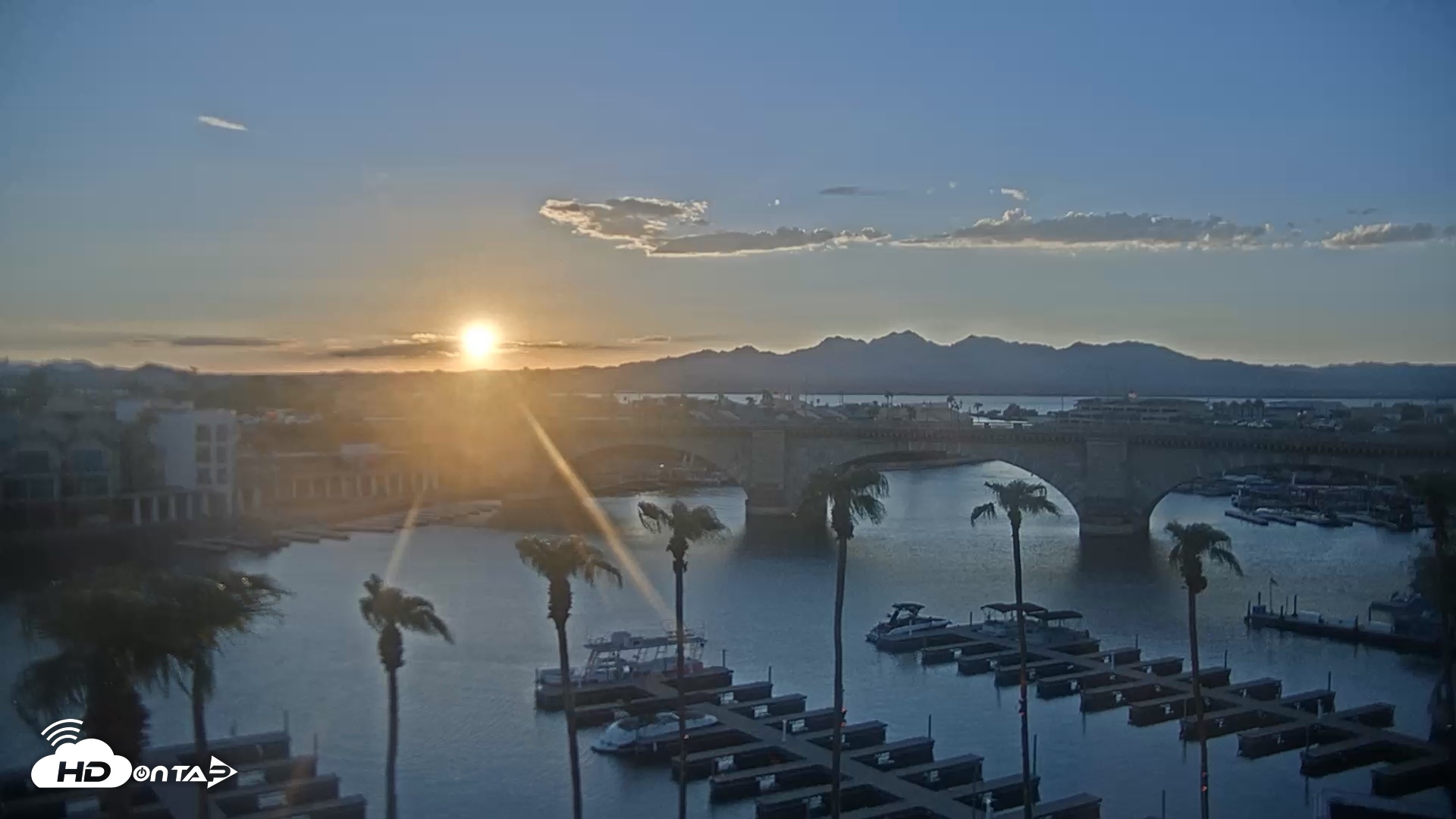 Snapshot of Lake Havasu London Bridge Live Webcam taken Sep 1, 2026, 6:51pm MST