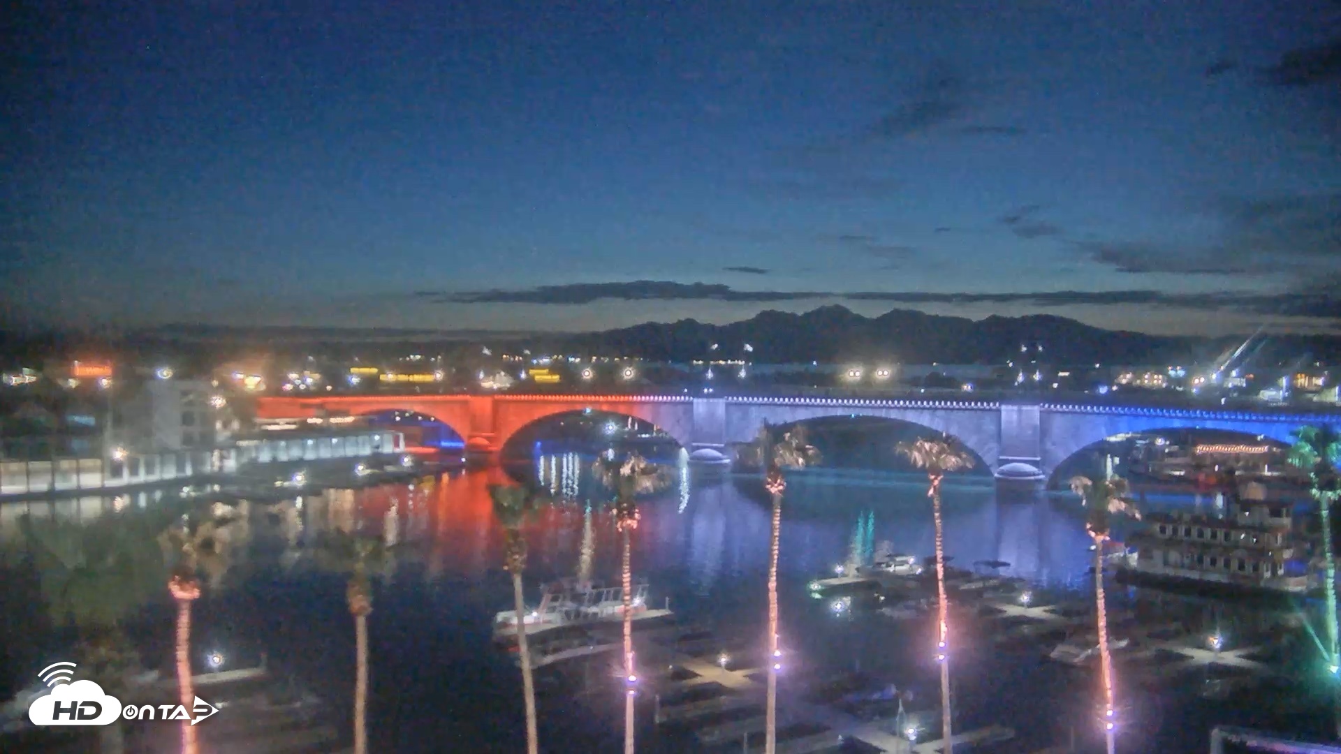 Snapshot of Lake Havasu London Bridge Live Webcam taken Jul 20, 2026, 8:39pm MST