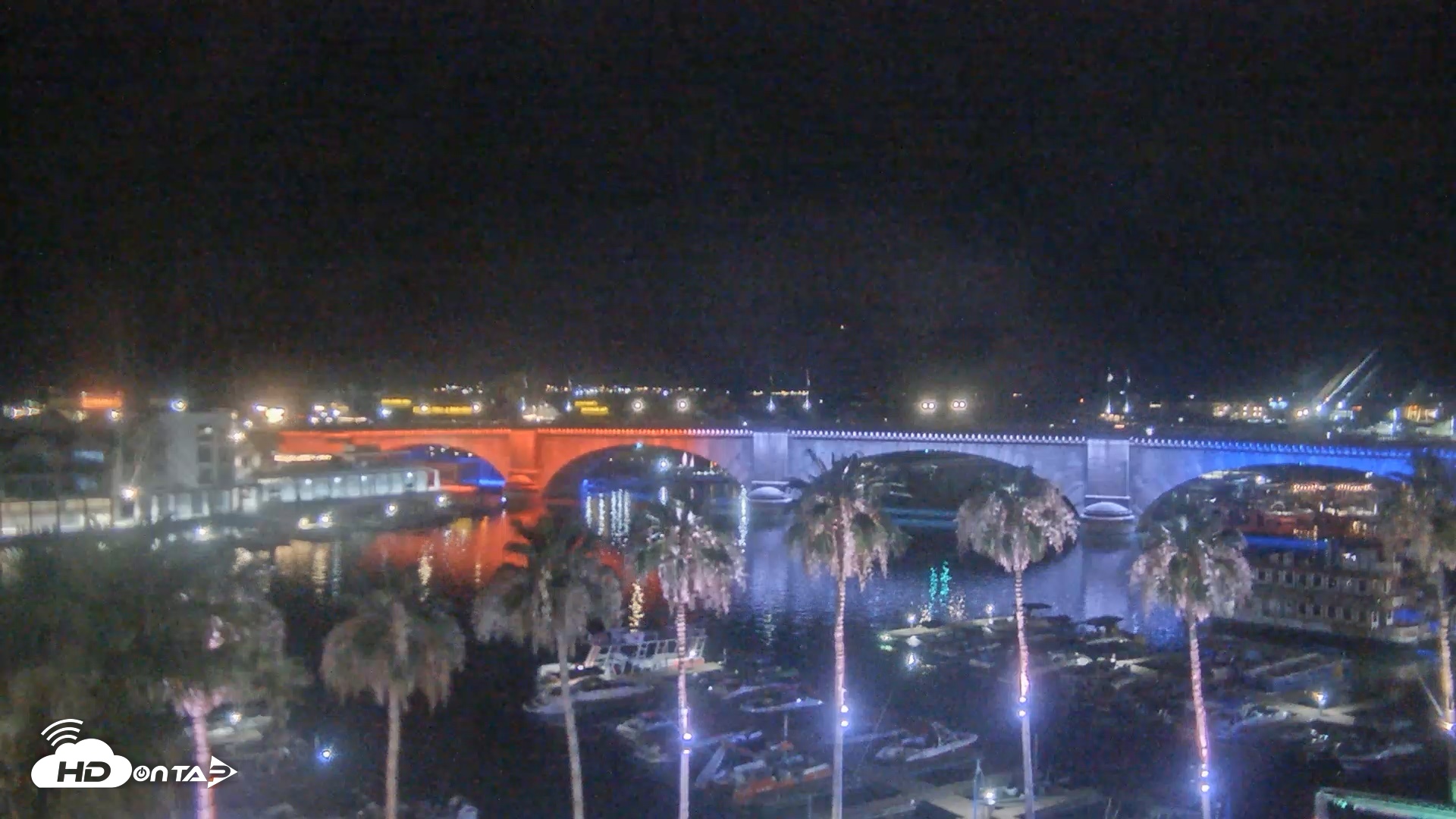Snapshot of Lake Havasu London Bridge Live Webcam taken Jun 13, 2026, 10:12pm MST