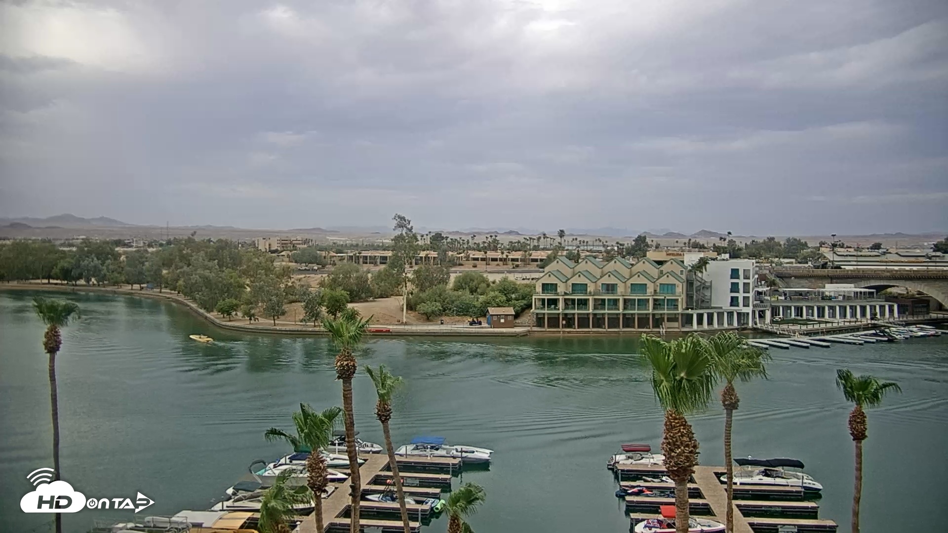 Snapshot of Lake Havasu London Bridge Live Webcam taken Jul 13, 2026, 7:23am MST