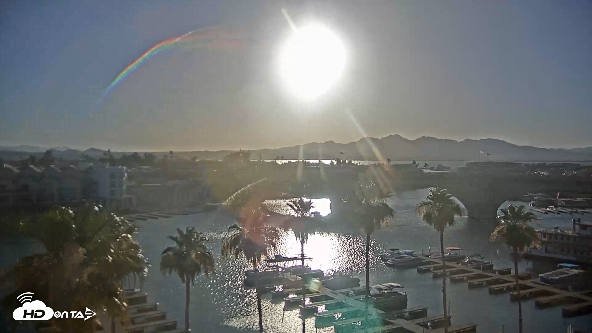 Snapshot of Lake Havasu London Bridge Live Webcam taken May 27, 2026, 6:39pm MST