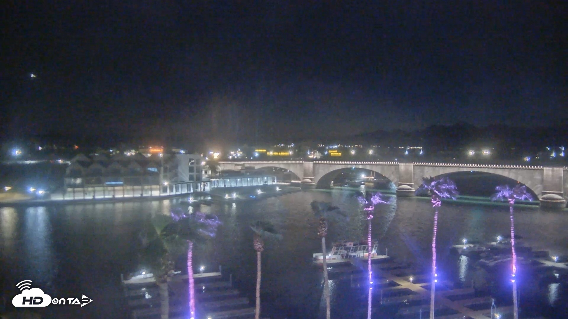 Snapshot of Lake Havasu London Bridge Live Webcam taken Aug 31, 2026, 8:08pm MST