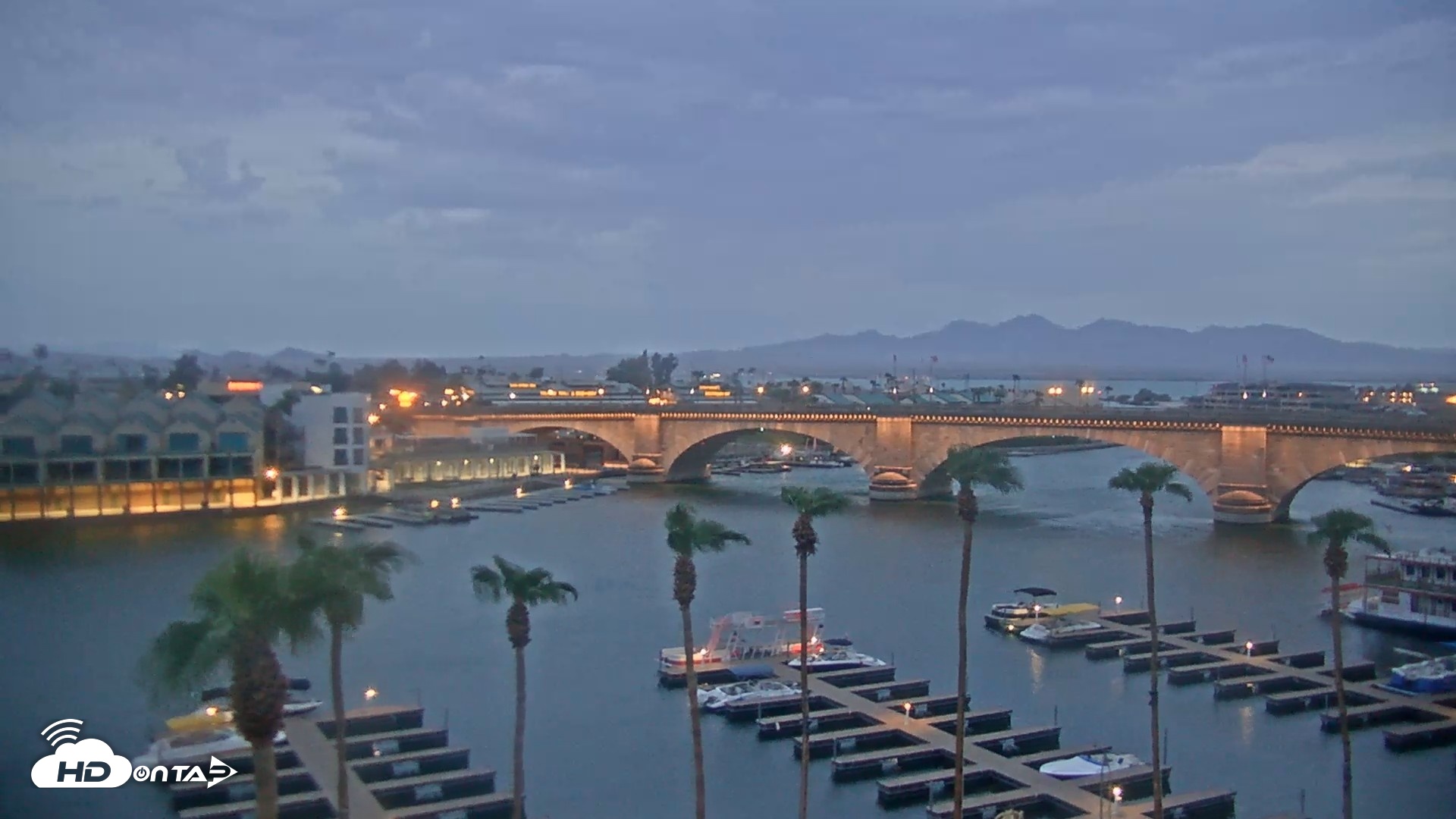 Snapshot of Lake Havasu London Bridge Live Webcam taken Aug 11, 2026, 5:49am MST