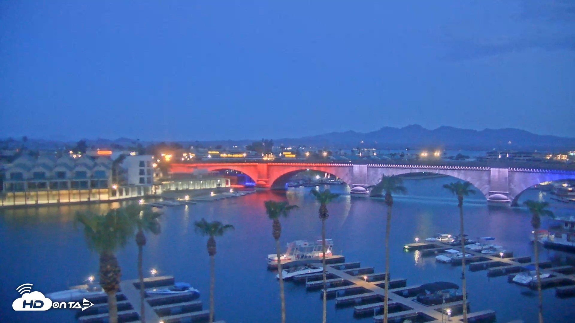 Snapshot of Lake Havasu London Bridge Live Webcam taken Jul 21, 2026, 5:17am MST