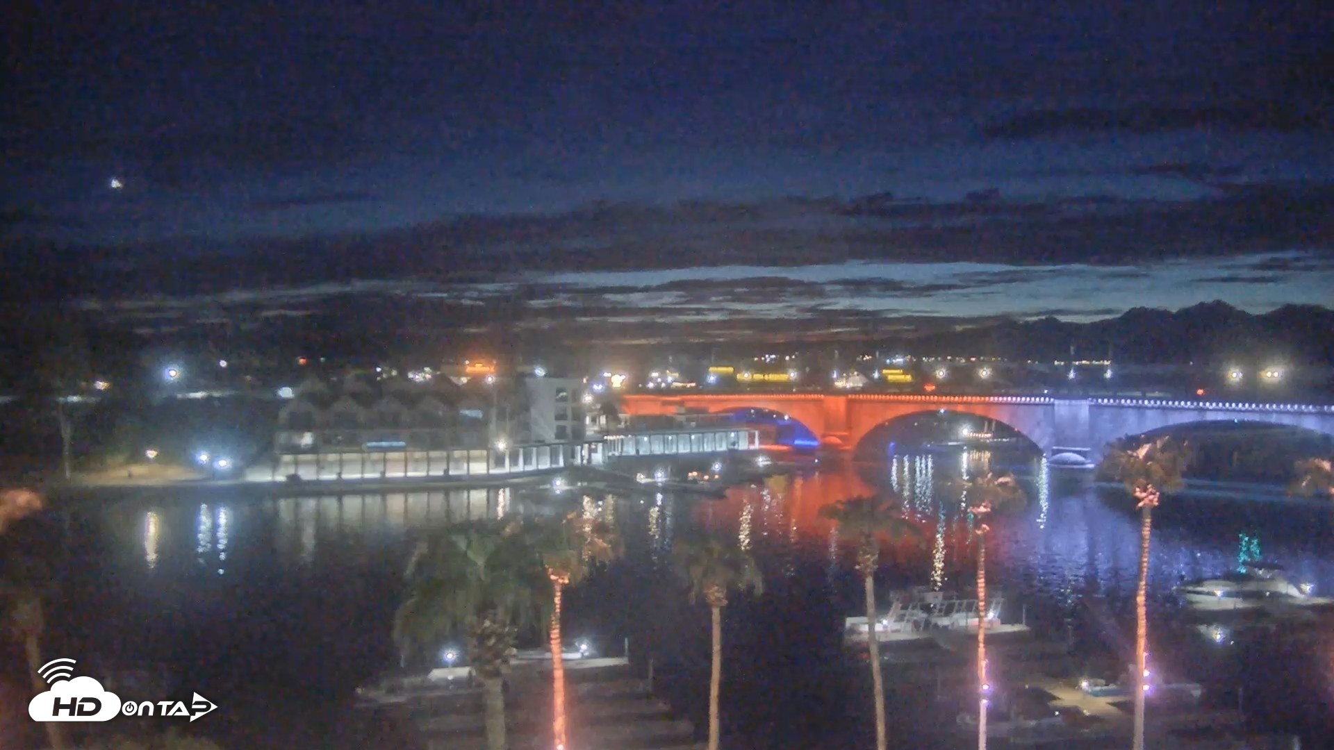 Snapshot of Lake Havasu London Bridge Live Webcam taken Sep 7, 2026, 7:47pm MST