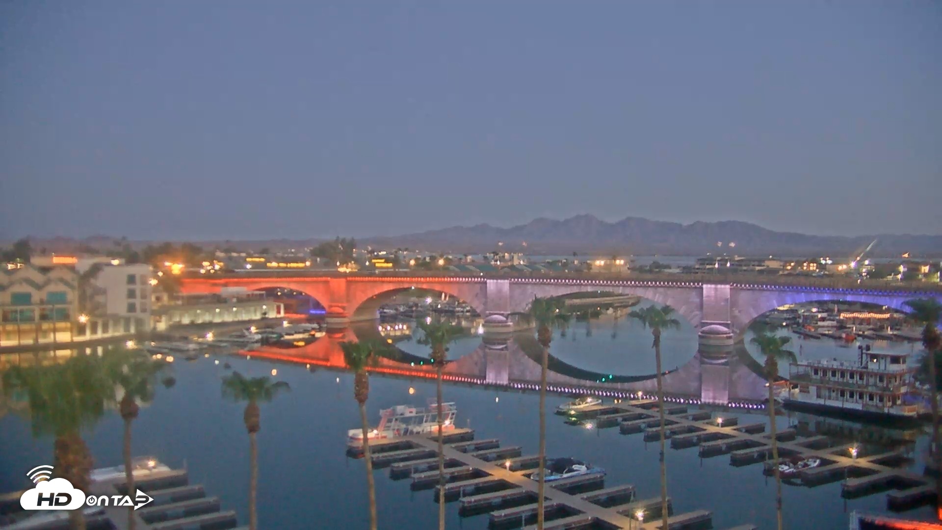 Snapshot of Lake Havasu London Bridge Live Webcam taken Jul 23, 2026, 5:17am MST