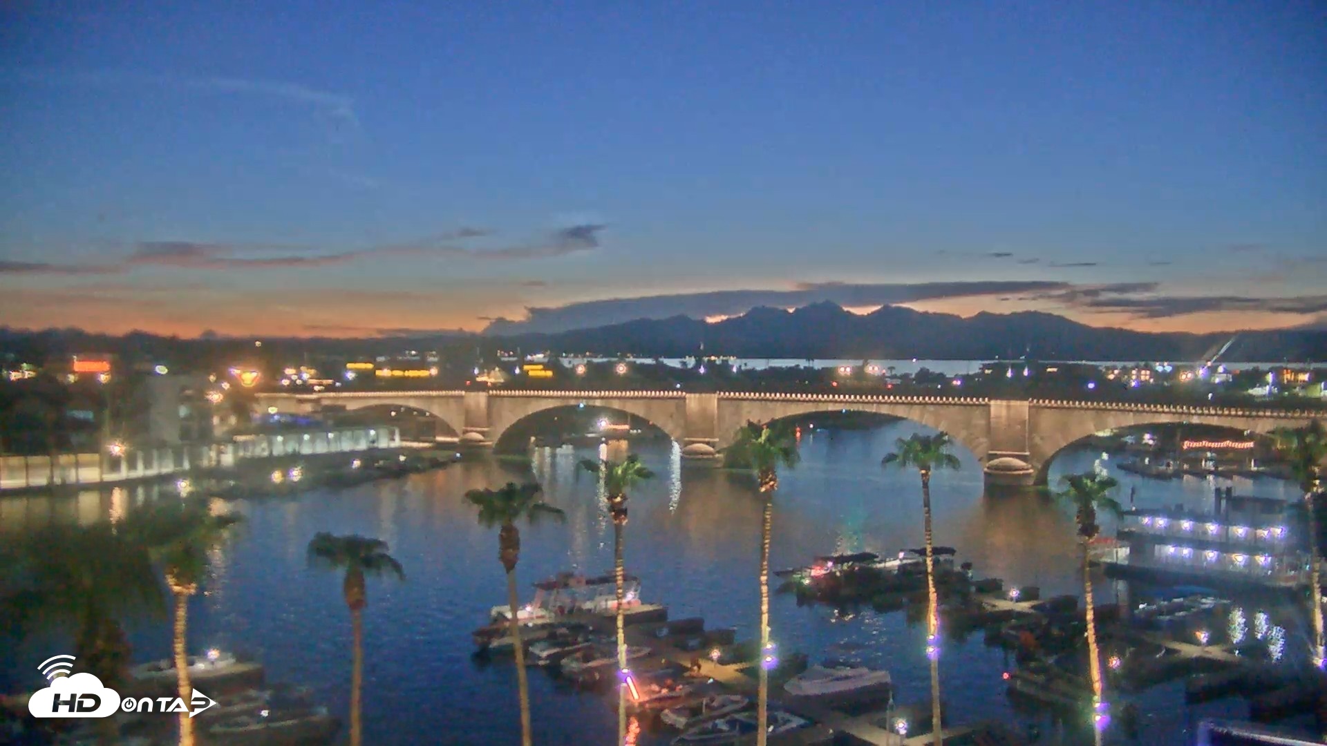 Snapshot of Lake Havasu London Bridge Live Webcam taken Aug 15, 2026, 8:03pm MST