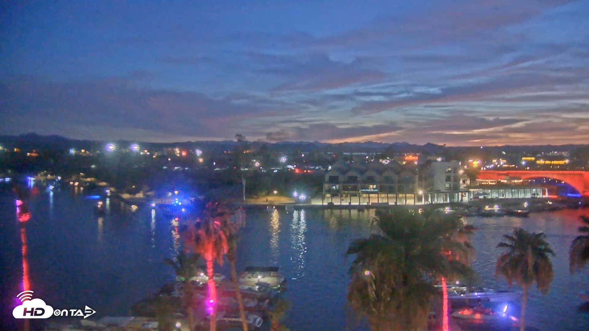 Snapshot of Lake Havasu London Bridge Live Webcam taken Jul 3, 2026, 8:29pm MST
