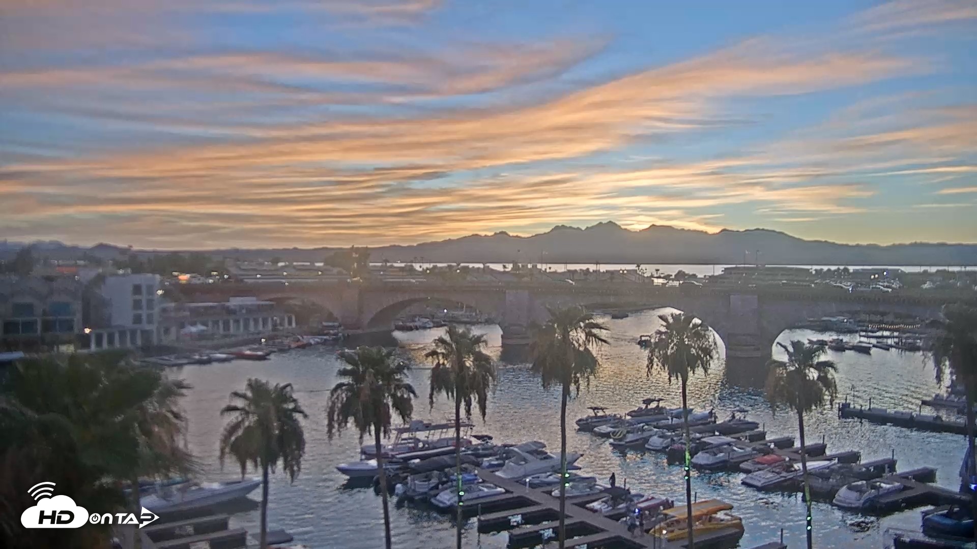 Snapshot of Lake Havasu London Bridge Live Webcam taken Jul 3, 2026, 8:03pm MST
