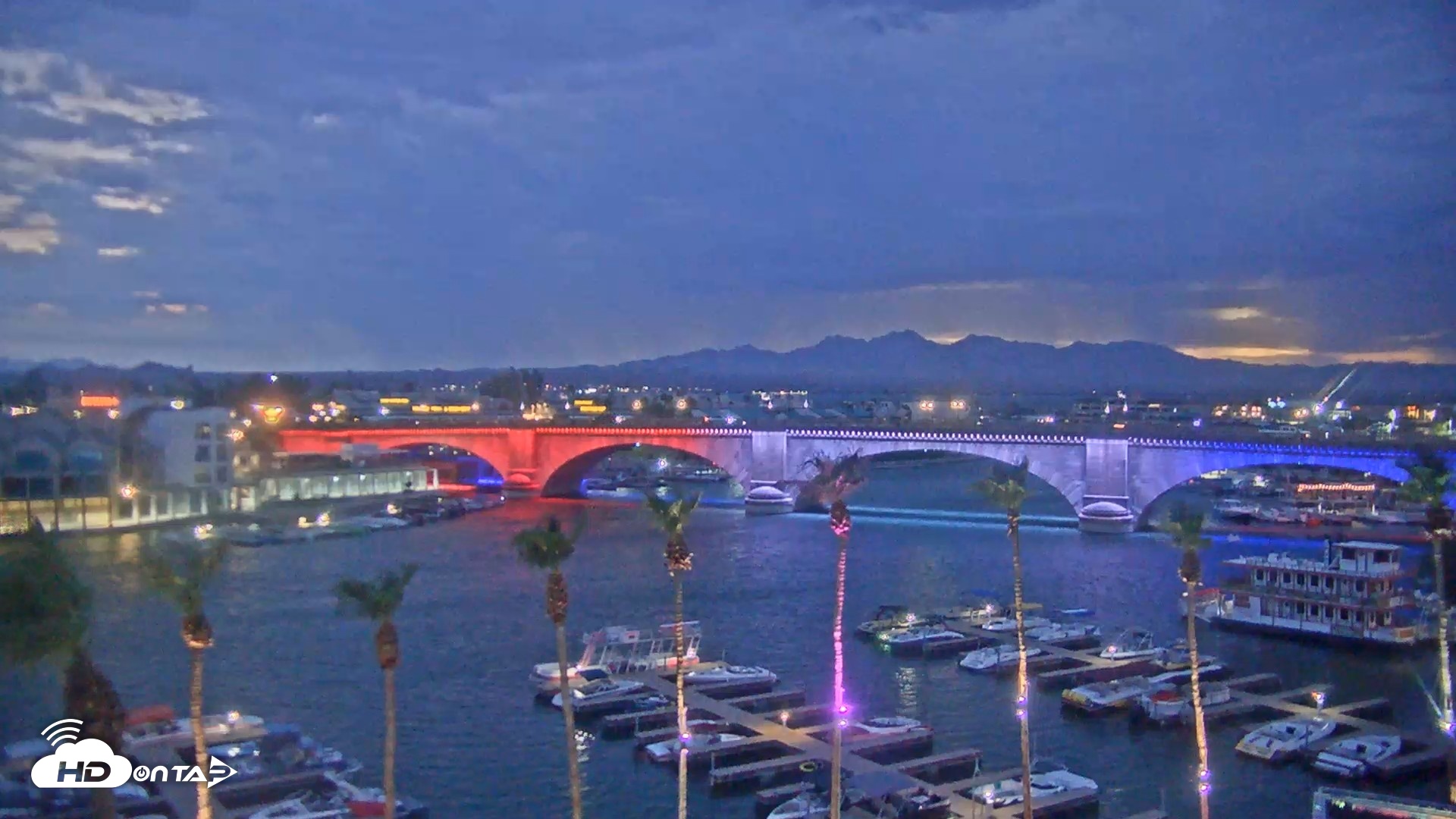 Snapshot of Lake Havasu London Bridge Live Webcam taken Jul 17, 2026, 8:11pm MST