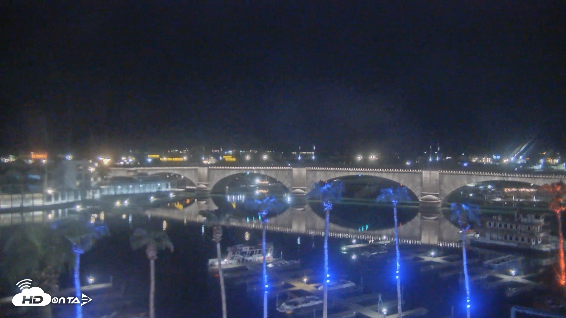 Snapshot of Lake Havasu London Bridge Live Webcam taken Aug 24, 2026, 8:43pm MST