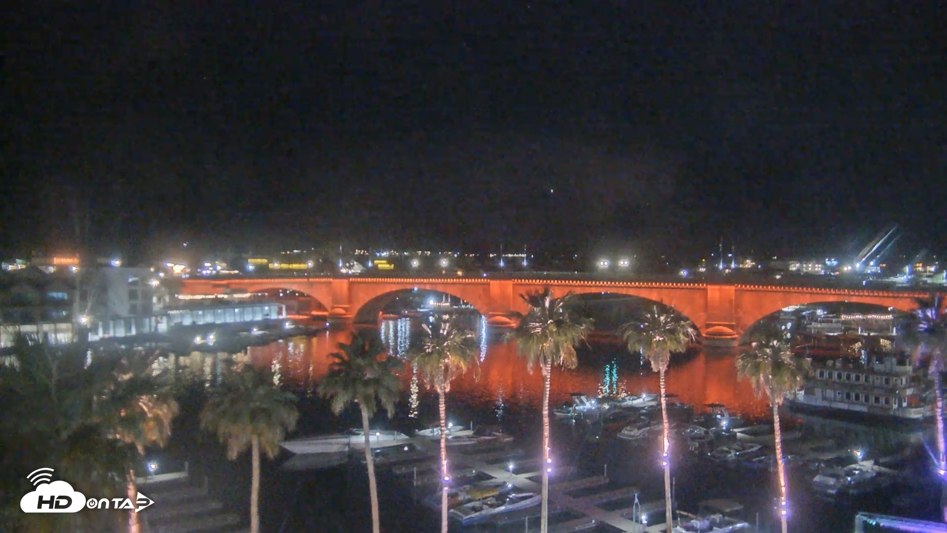 Snapshot of Lake Havasu London Bridge Live Webcam taken May 2, 2026, 9:15pm MST
