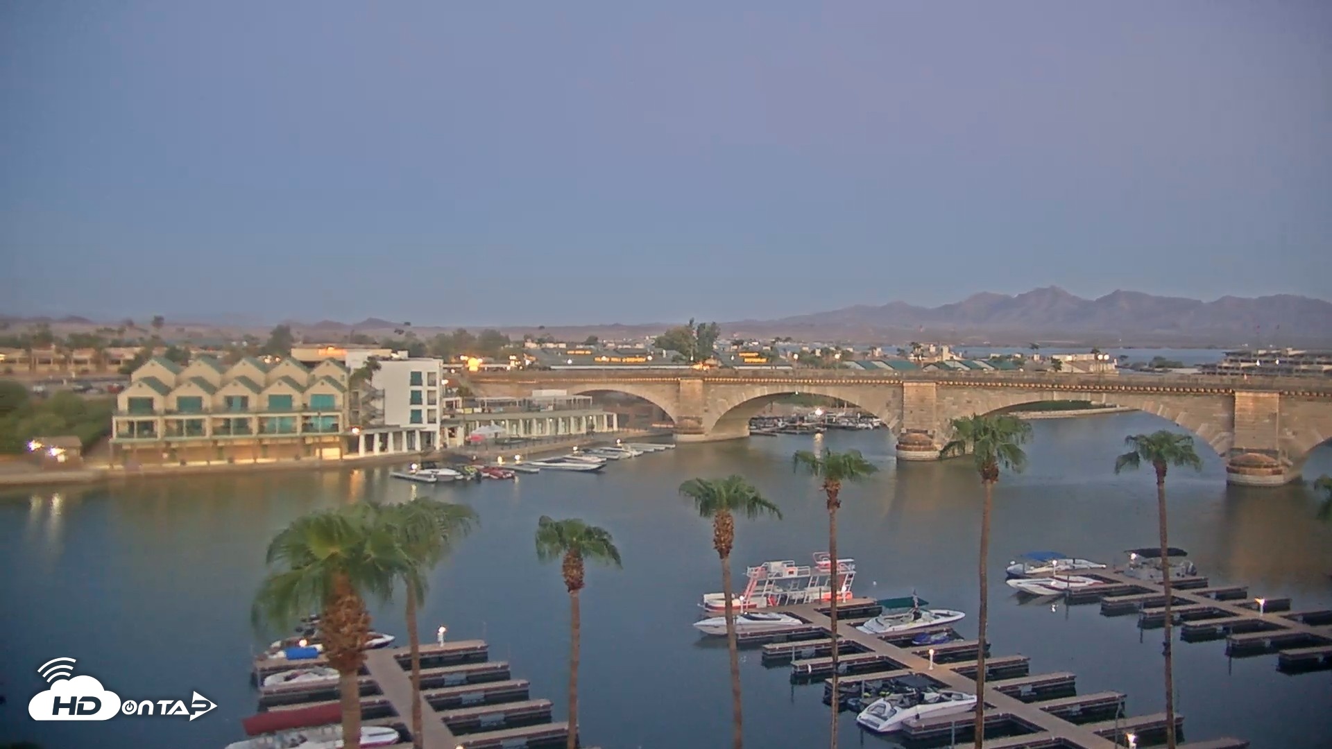 Snapshot of Lake Havasu London Bridge Live Webcam taken Sep 4, 2026, 5:58am MST