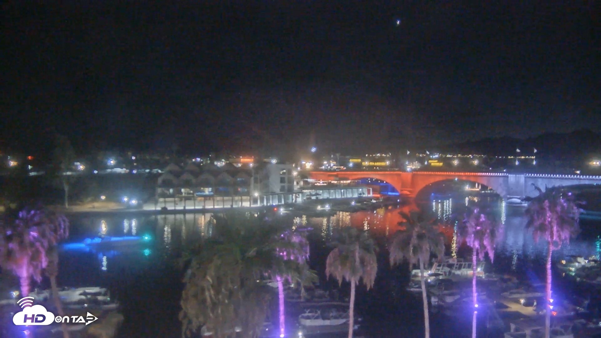 Snapshot of Lake Havasu London Bridge Live Webcam taken Jul 2, 2026, 9:08pm MST