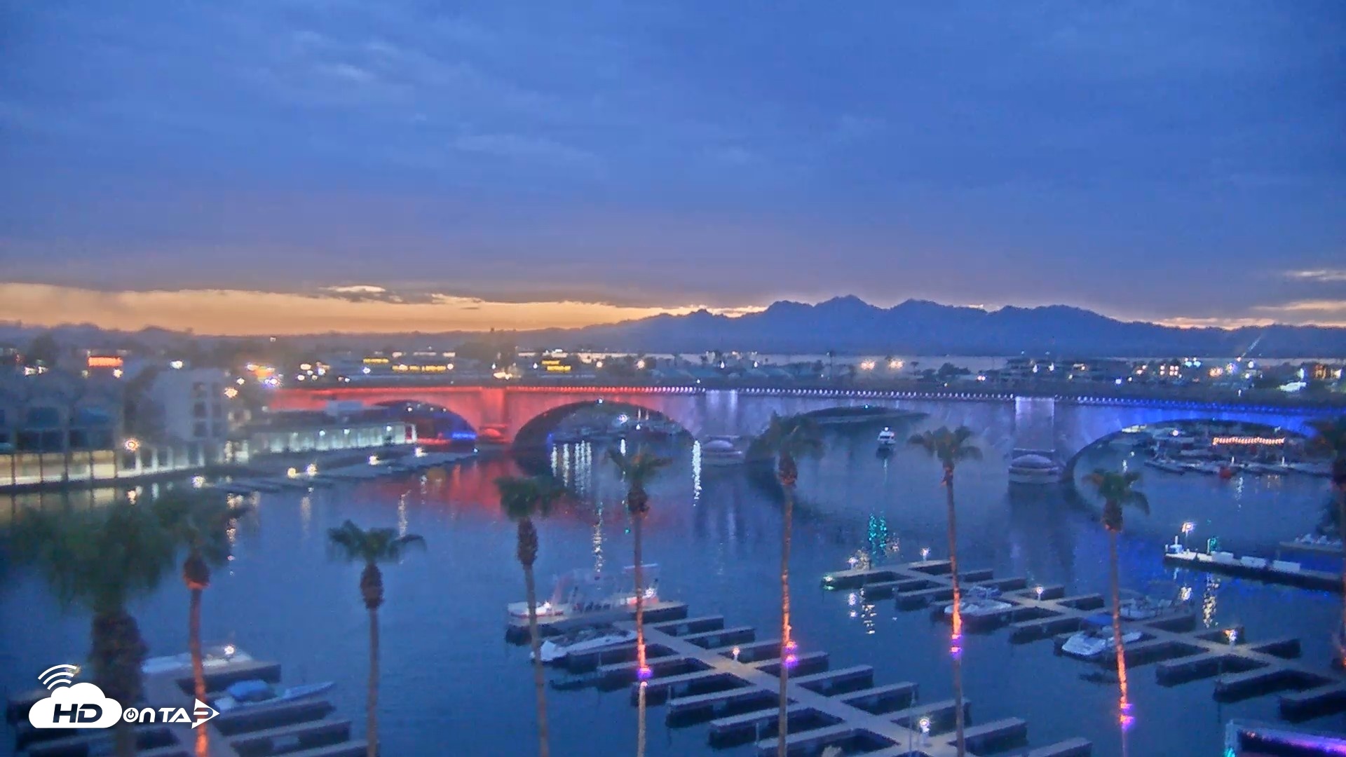 Snapshot of Lake Havasu London Bridge Live Webcam taken Jul 21, 2026, 8:08pm MST