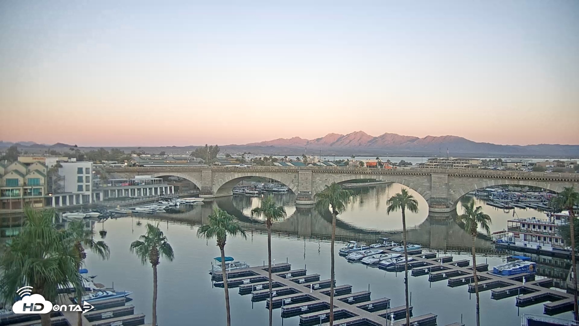 Snapshot of Lake Havasu London Bridge Live Webcam taken Oct 23, 2026, 6:53am MST