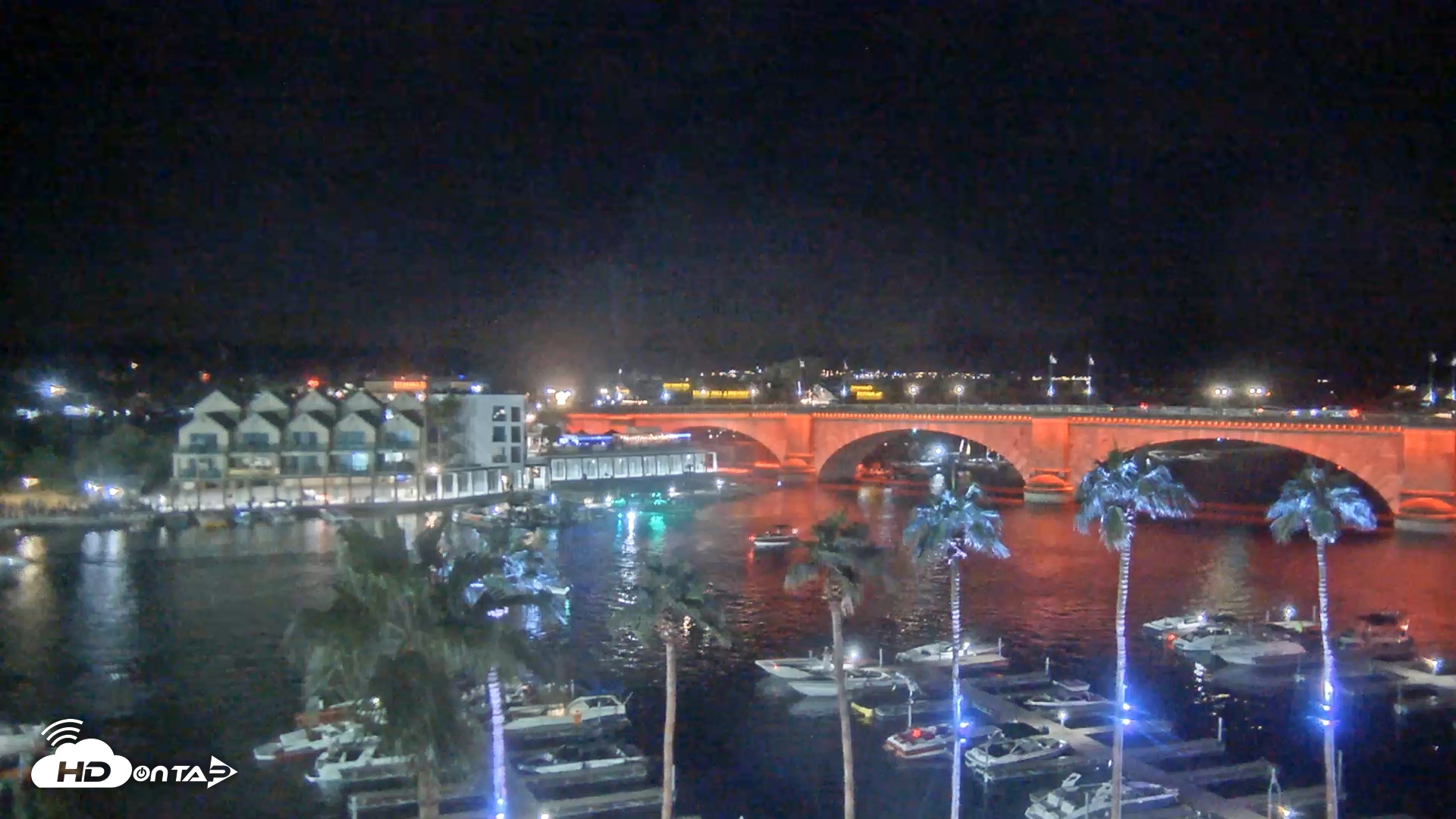 Snapshot of Lake Havasu London Bridge Live Webcam taken Oct 11, 2025, 7:12pm MST