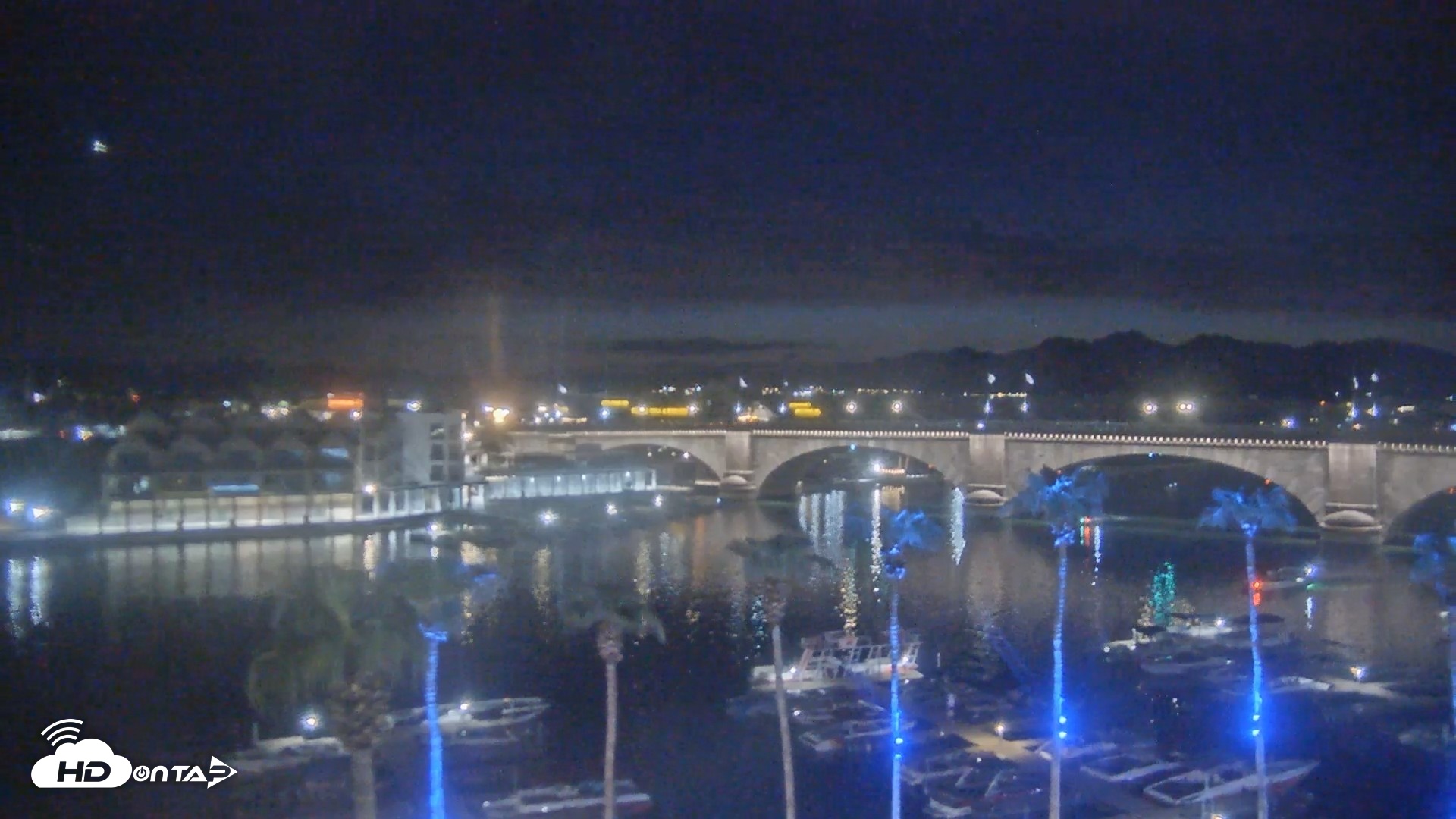 Snapshot of Lake Havasu London Bridge Live Webcam taken Aug 22, 2026, 8:15pm MST