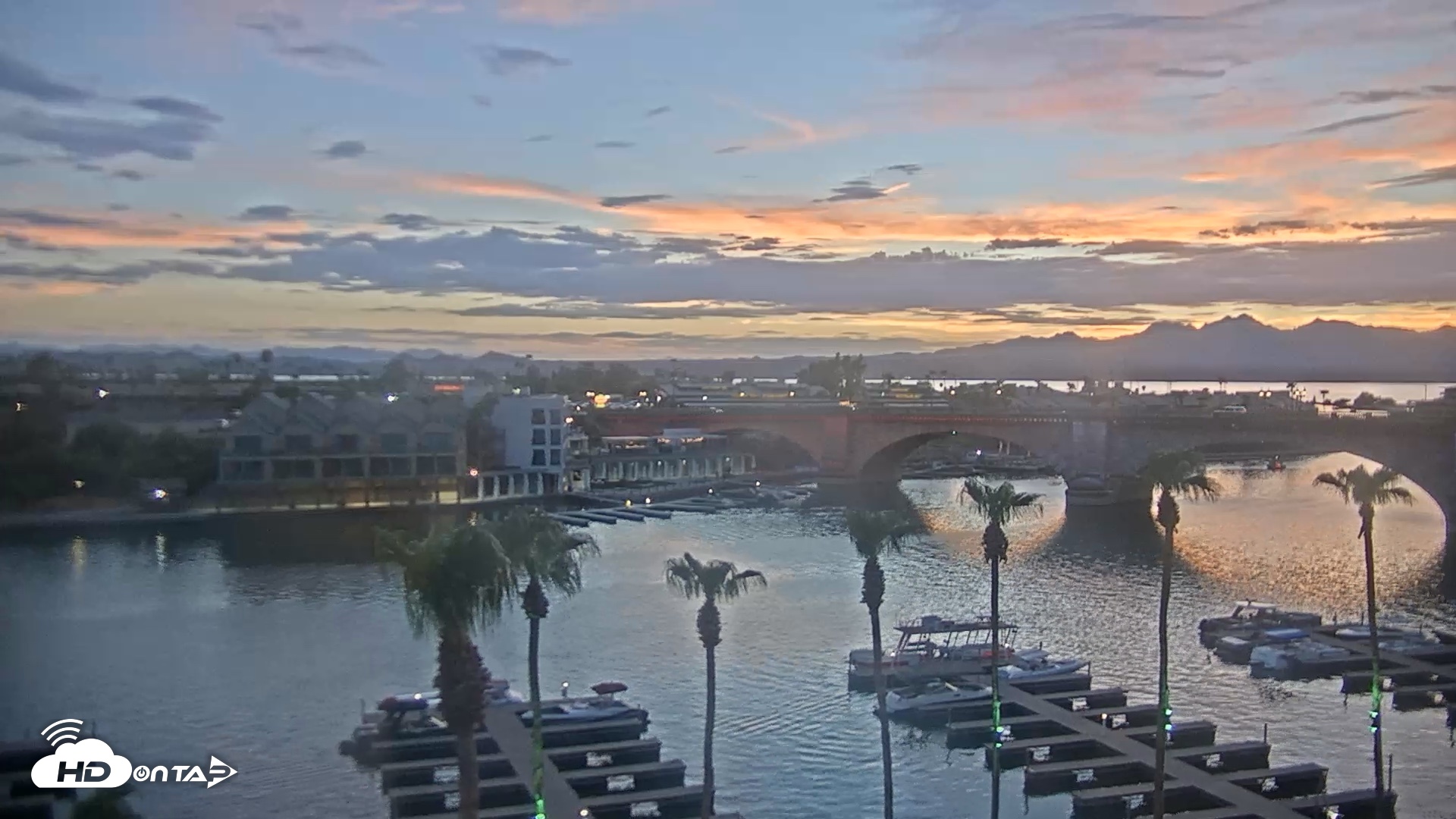 Snapshot of Lake Havasu London Bridge Live Webcam taken Jul 19, 2026, 8:00pm MST