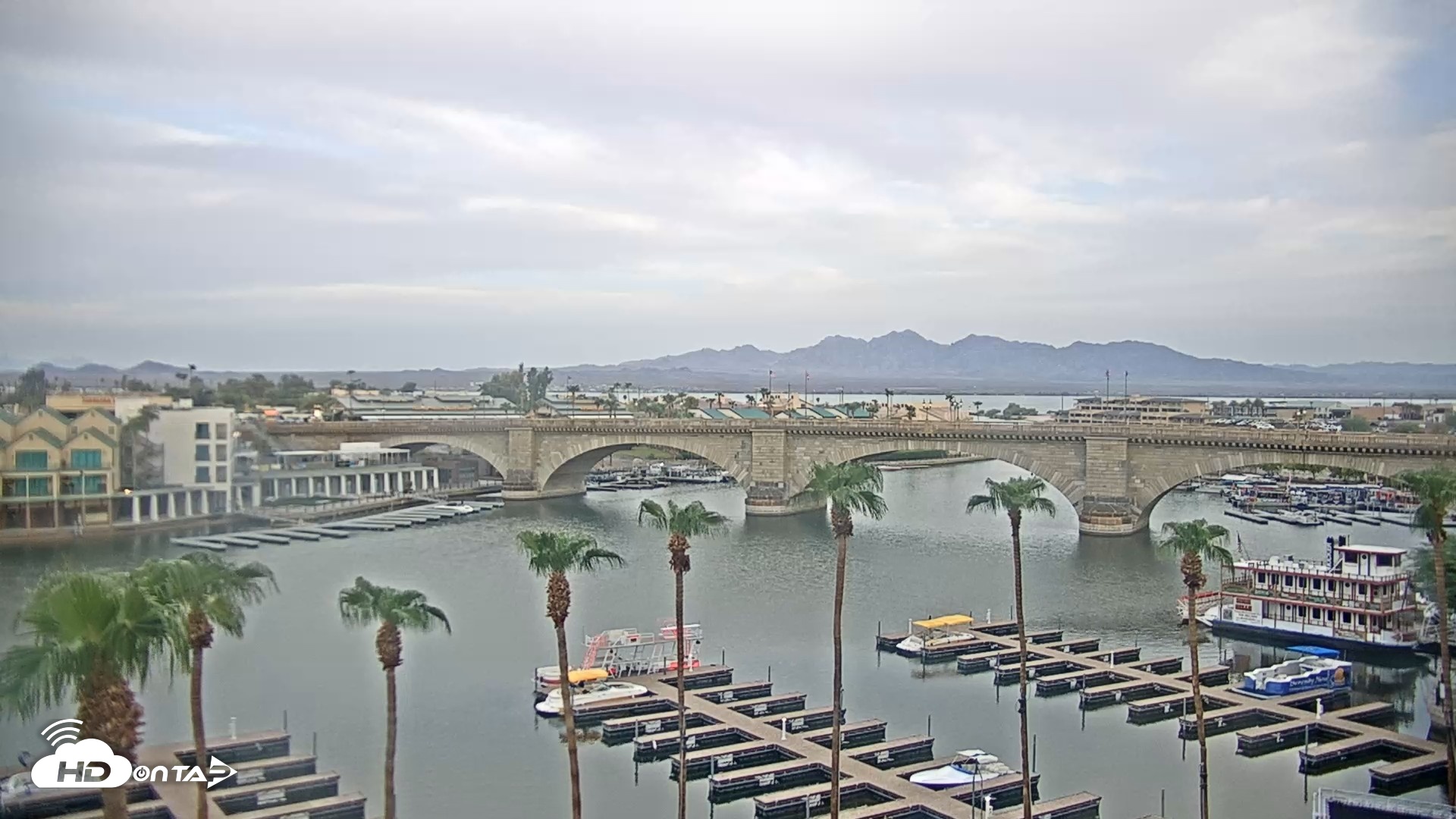 Snapshot of Lake Havasu London Bridge Live Webcam taken Aug 13, 2026, 6:37am MST