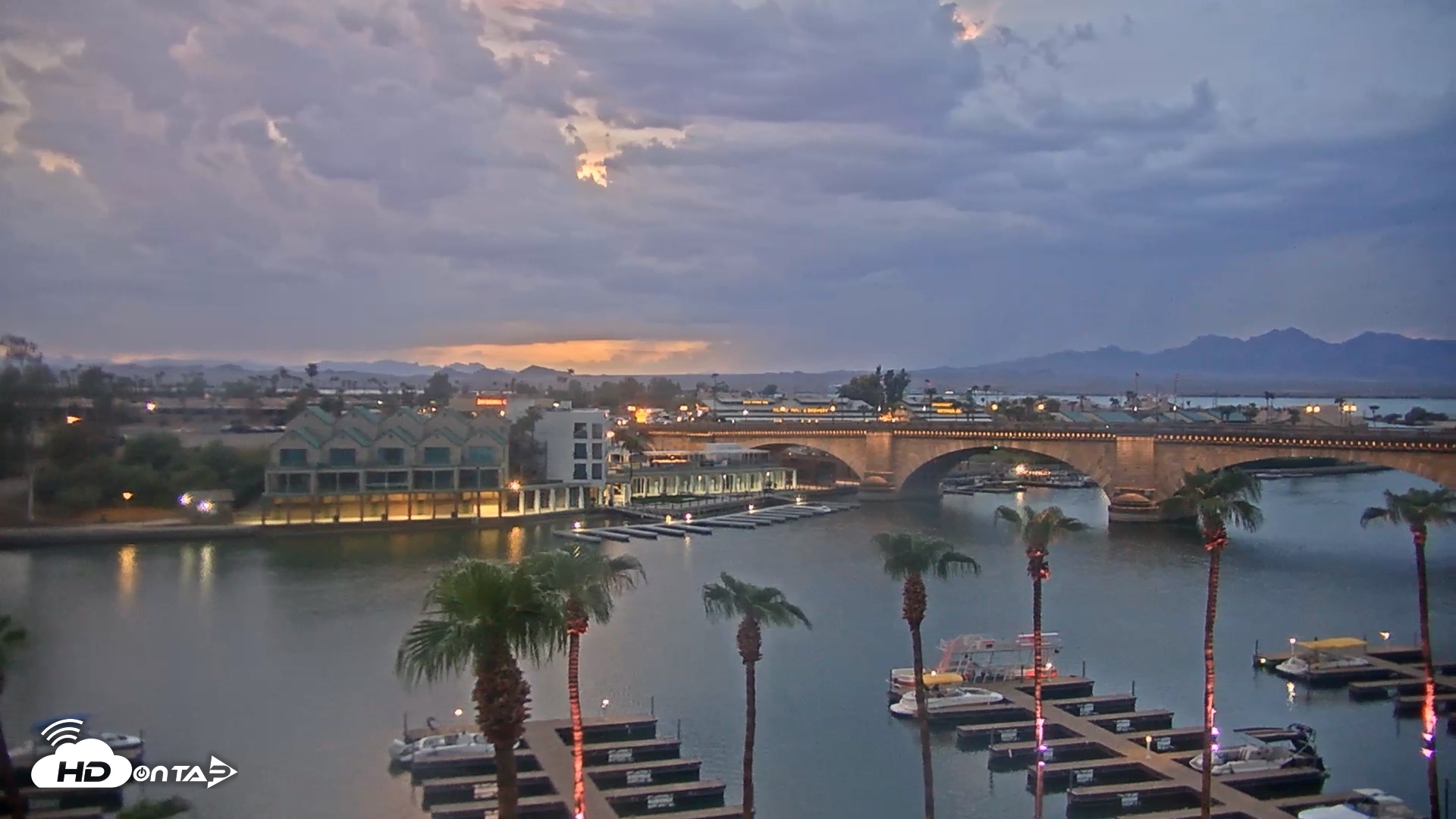 Snapshot of Lake Havasu London Bridge Live Webcam taken Aug 12, 2026, 7:38pm MST