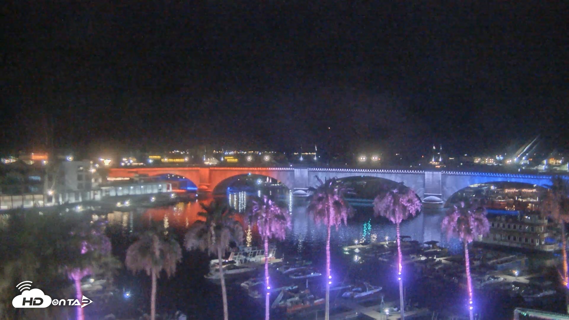 Snapshot of Lake Havasu London Bridge Live Webcam taken Jun 13, 2026, 10:12pm MST