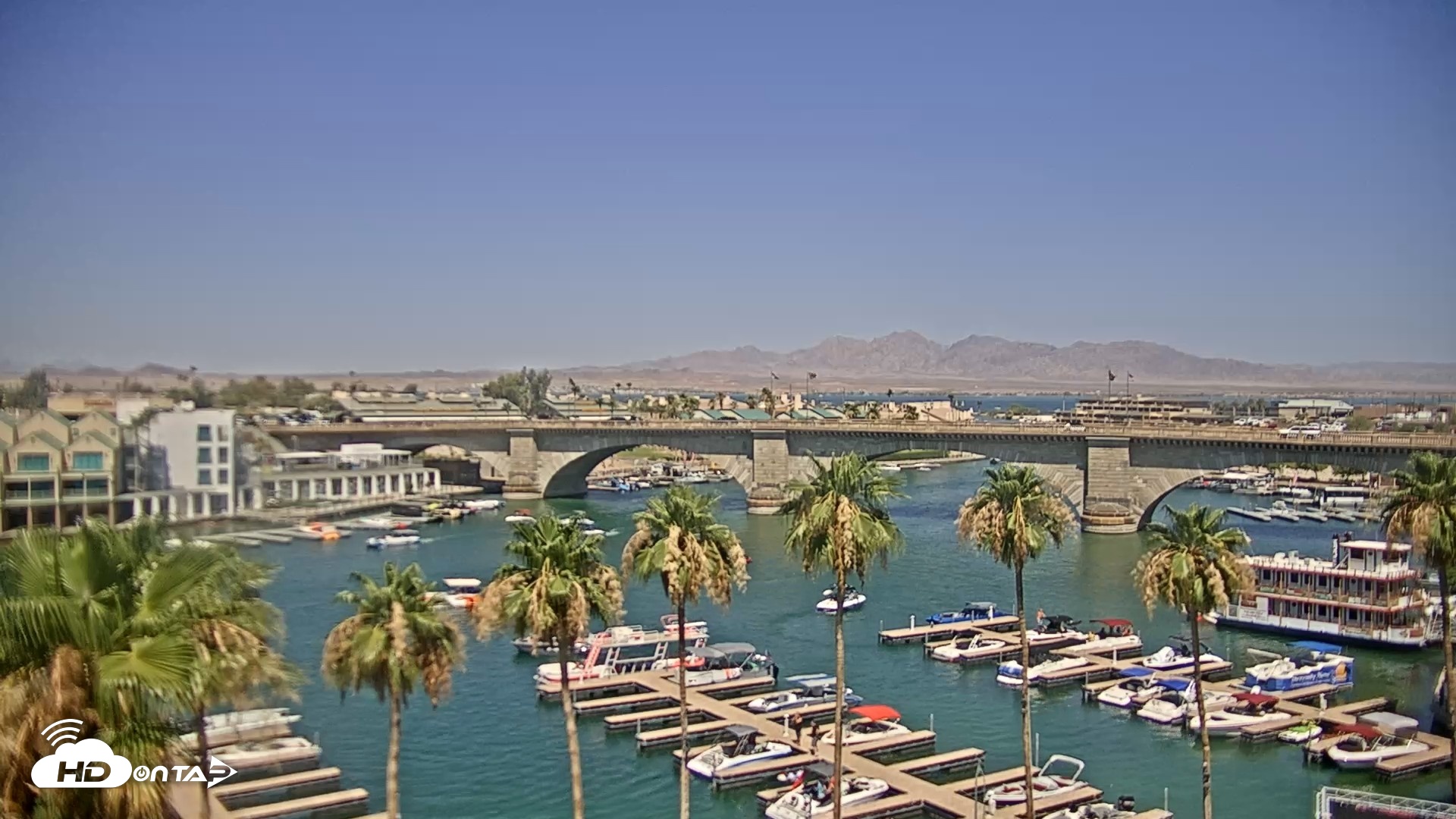 Snapshot of Lake Havasu London Bridge Live Webcam taken Jun 13, 2026, 10:38am MST