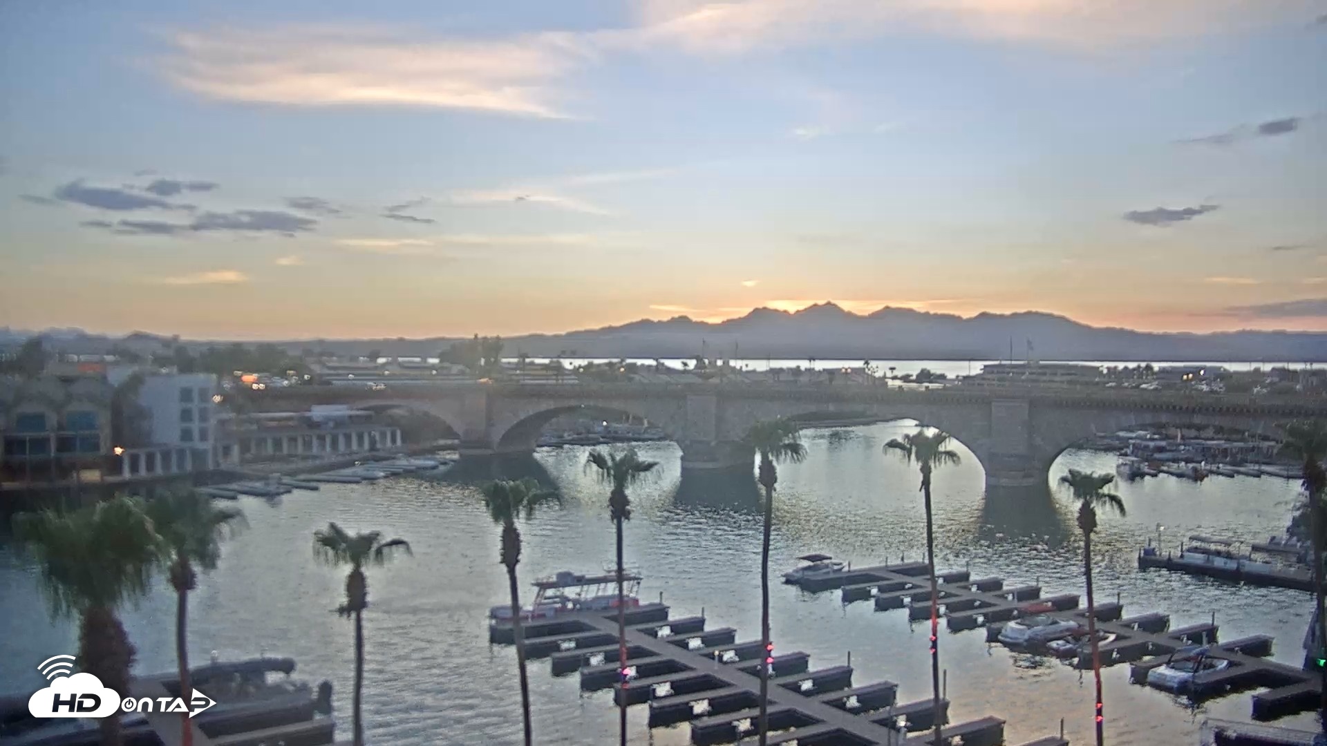 Snapshot of Lake Havasu London Bridge Live Webcam taken Jul 23, 2026, 7:51pm MST