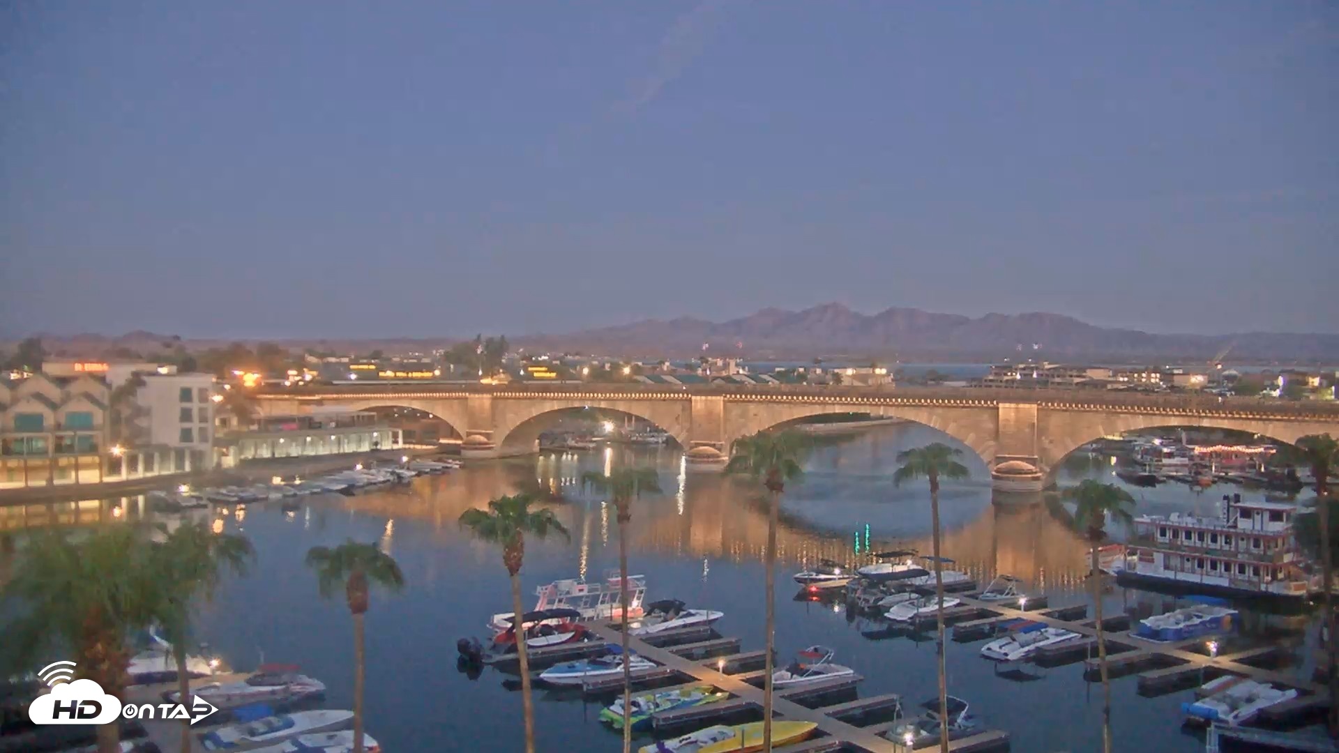 Snapshot of Lake Havasu London Bridge Live Webcam taken Sep 20, 2026, 6:01am MST