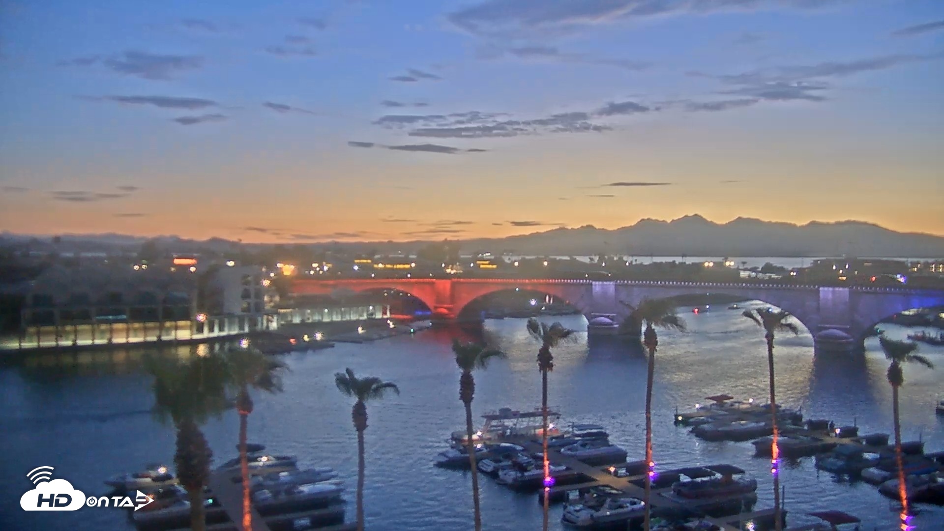 Snapshot of Lake Havasu London Bridge Live Webcam taken Jul 25, 2026, 8:11pm MST