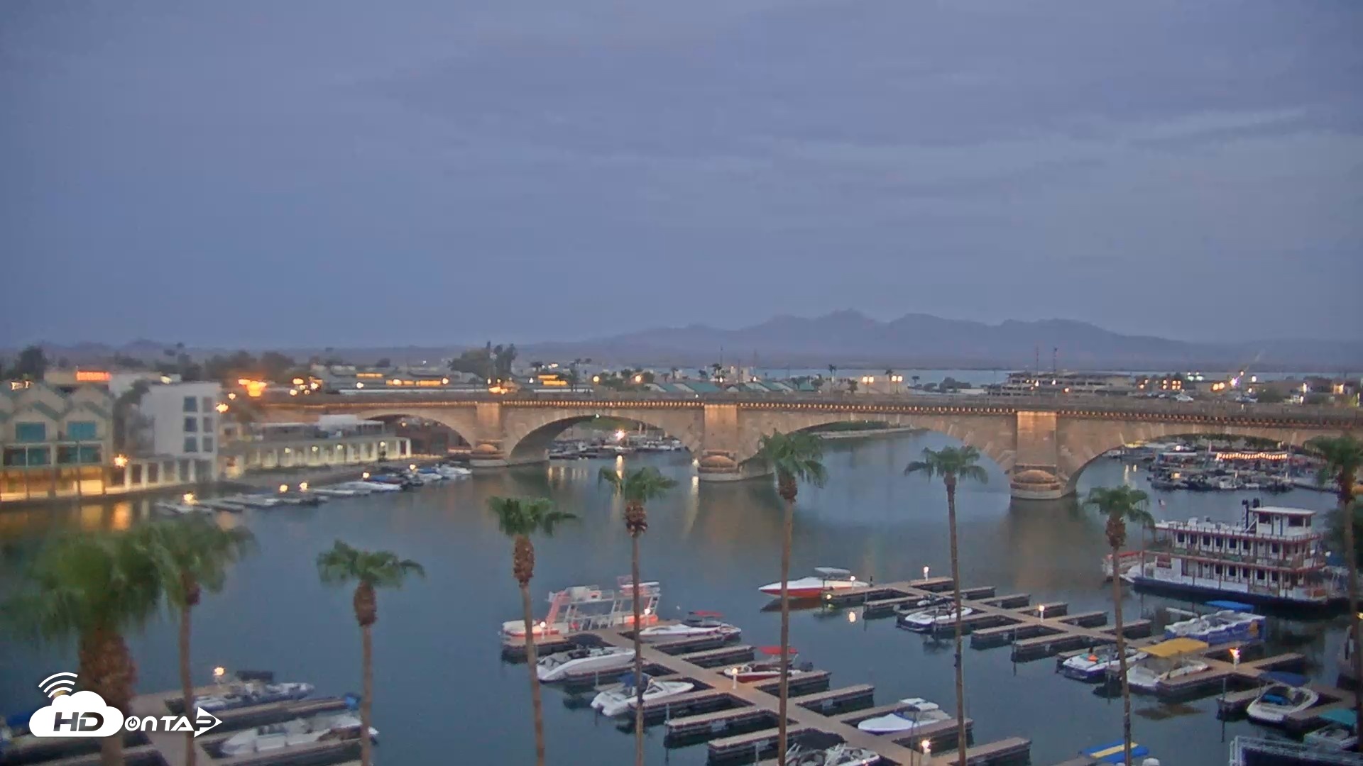 Snapshot of Lake Havasu London Bridge Live Webcam taken Aug 9, 2026, 5:41am MST