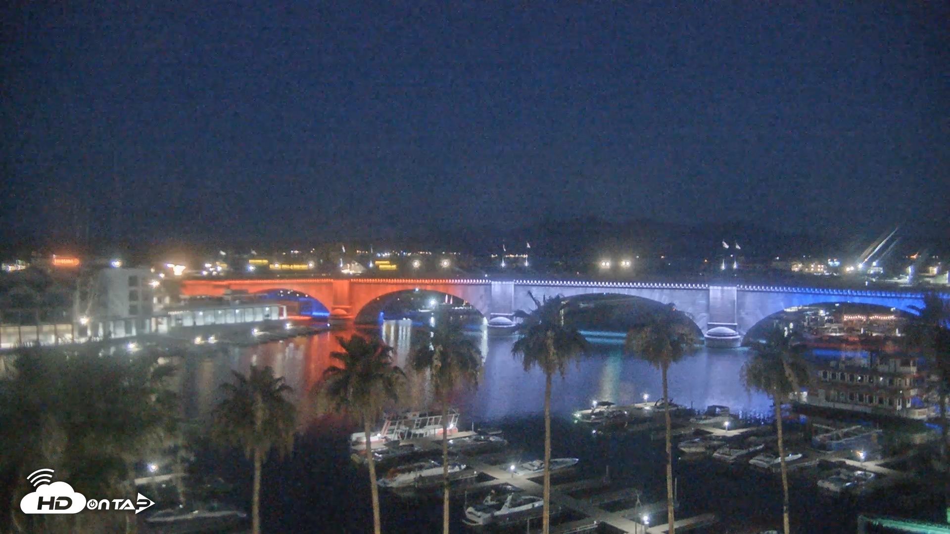 Snapshot of Lake Havasu London Bridge Live Webcam taken Jun 11, 2026, 4:36am MST