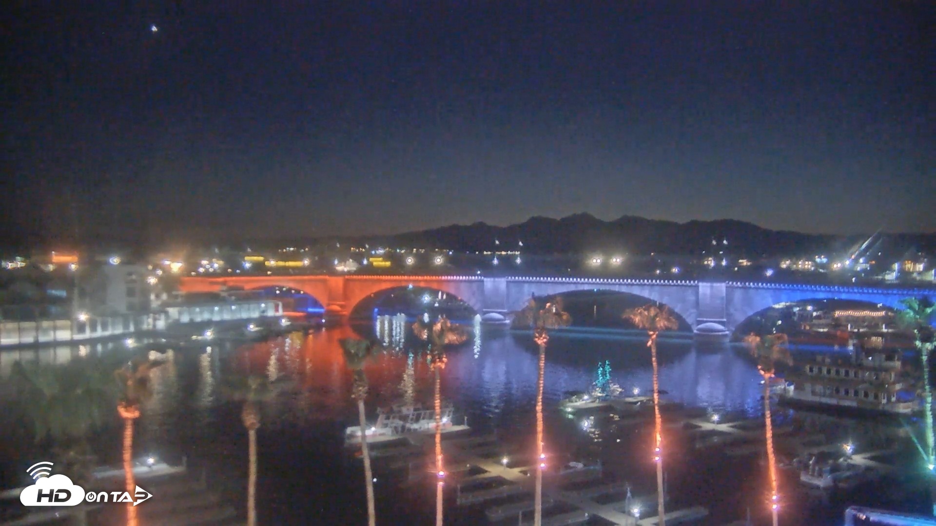 Snapshot of Lake Havasu London Bridge Live Webcam taken Jul 22, 2026, 8:47pm MST