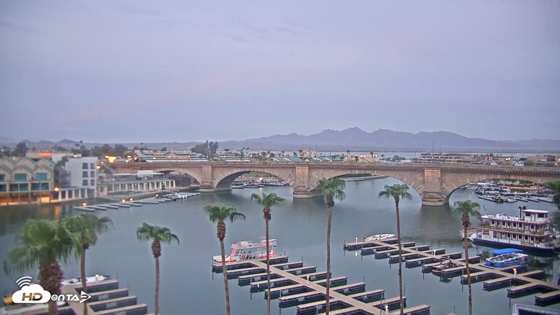 Snapshot of Lake Havasu London Bridge Live Webcam taken Aug 14, 2026, 6:01am MST