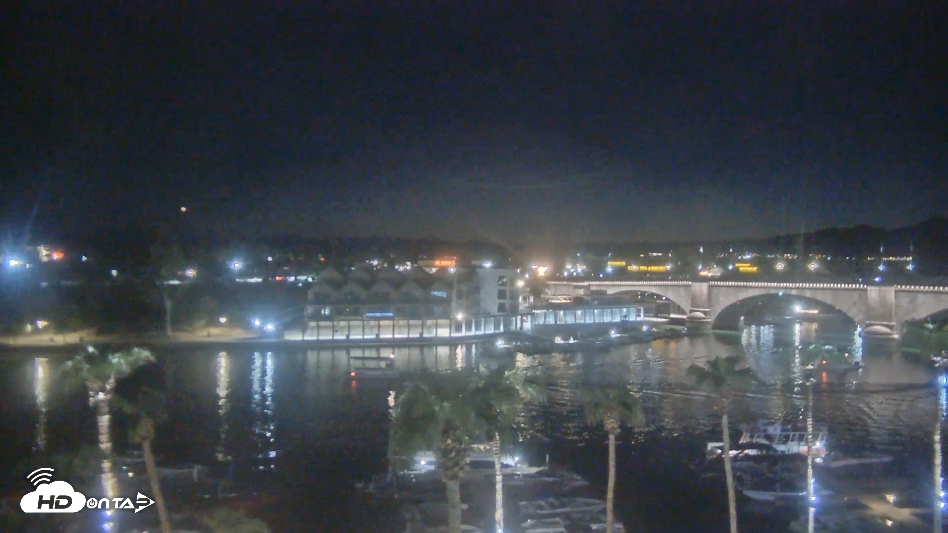 Snapshot of Lake Havasu London Bridge Live Webcam taken Sep 19, 2026, 7:38pm MST