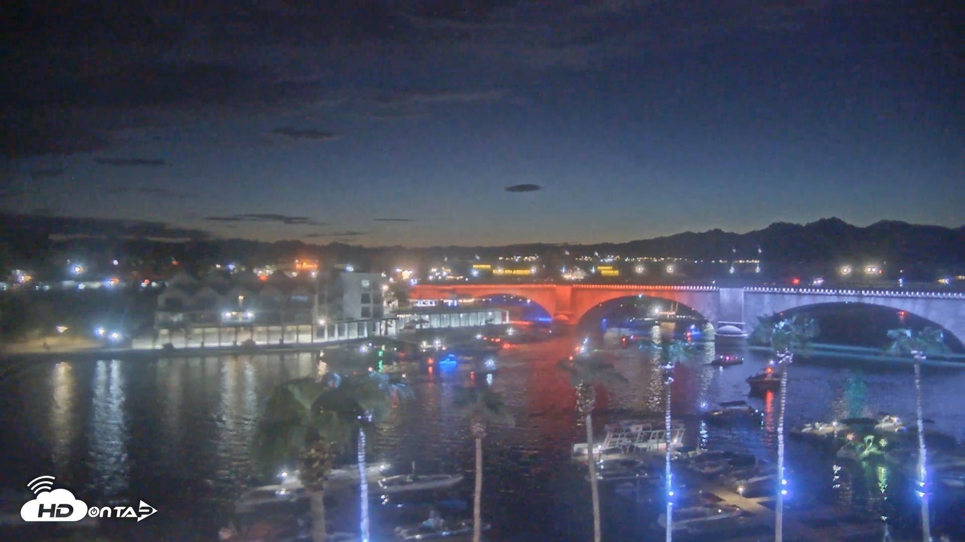 Snapshot of Lake Havasu London Bridge Live Webcam taken Sep 5, 2026, 7:50pm MST