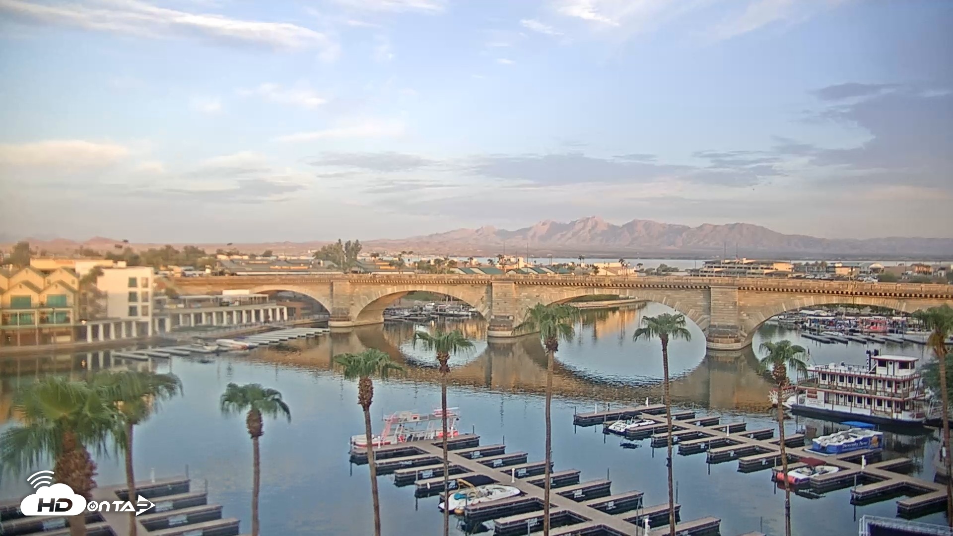 Snapshot of Lake Havasu London Bridge Live Webcam taken Aug 27, 2026, 6:25am MST