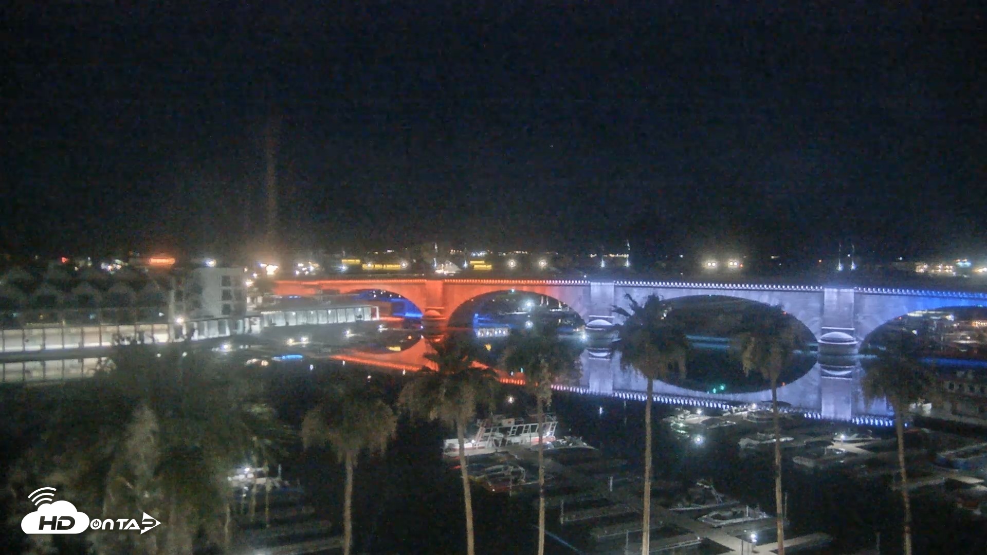 Snapshot of Lake Havasu London Bridge Live Webcam taken Jun 3, 2026, 4:25am MST