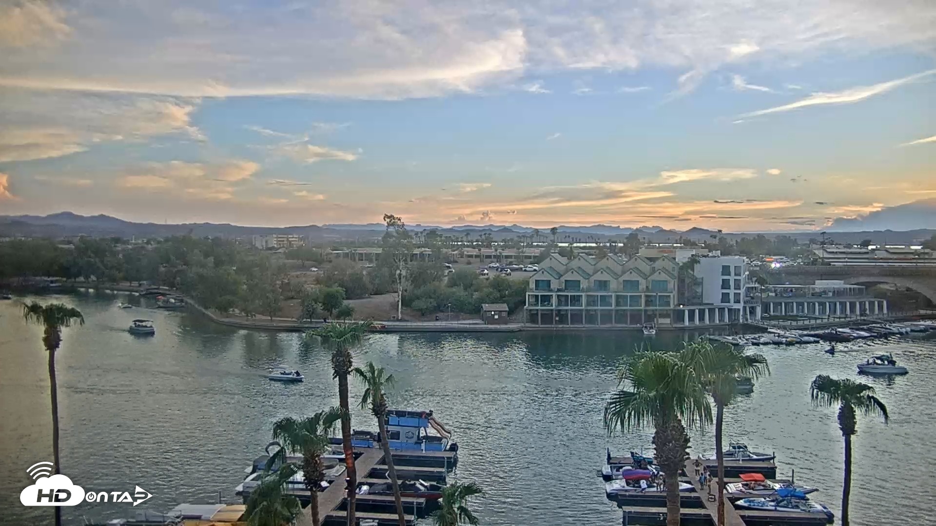 Snapshot of Lake Havasu London Bridge Live Webcam taken Aug 15, 2026, 7:17pm MST