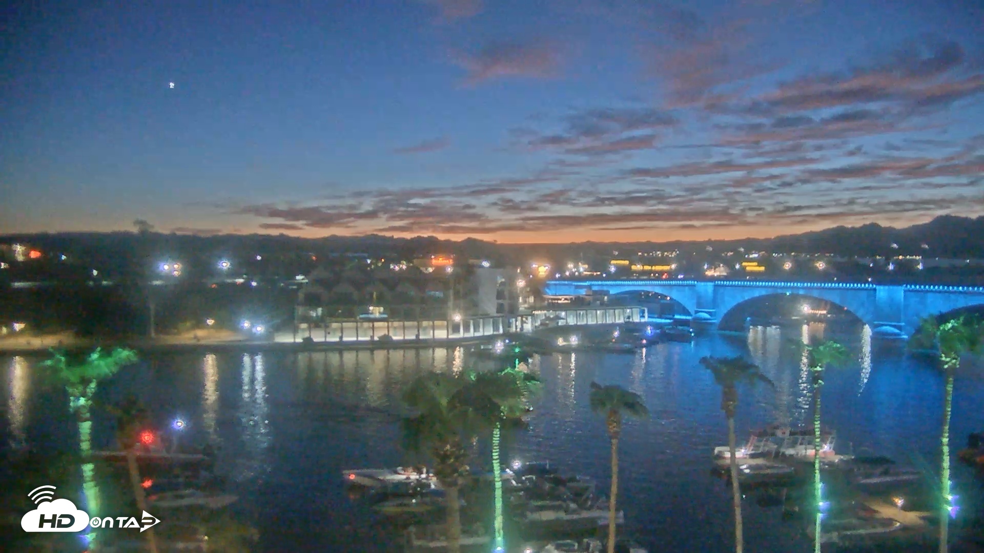 Snapshot of Lake Havasu London Bridge Live Webcam taken Sep 4, 2026, 7:40pm MST