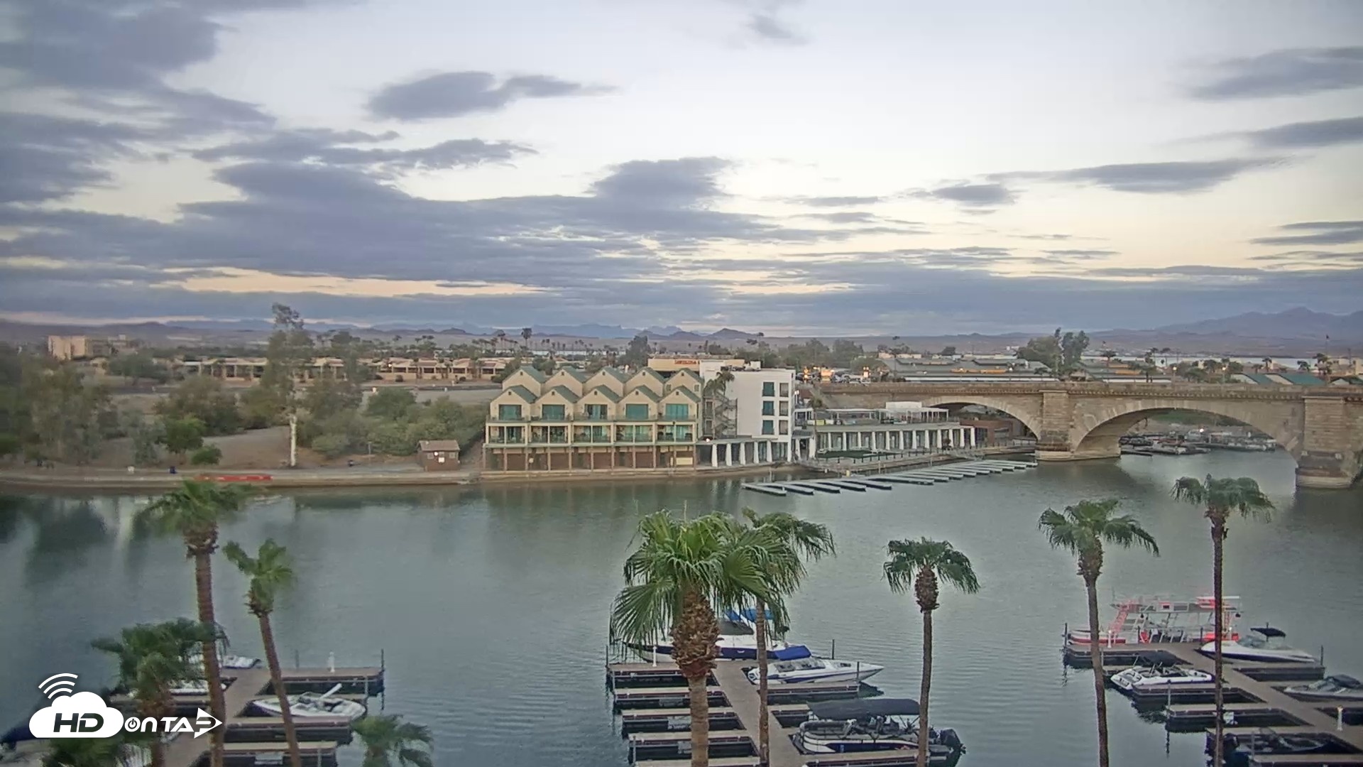 Snapshot of Lake Havasu London Bridge Live Webcam taken Sep 17, 2026, 6:35am MST