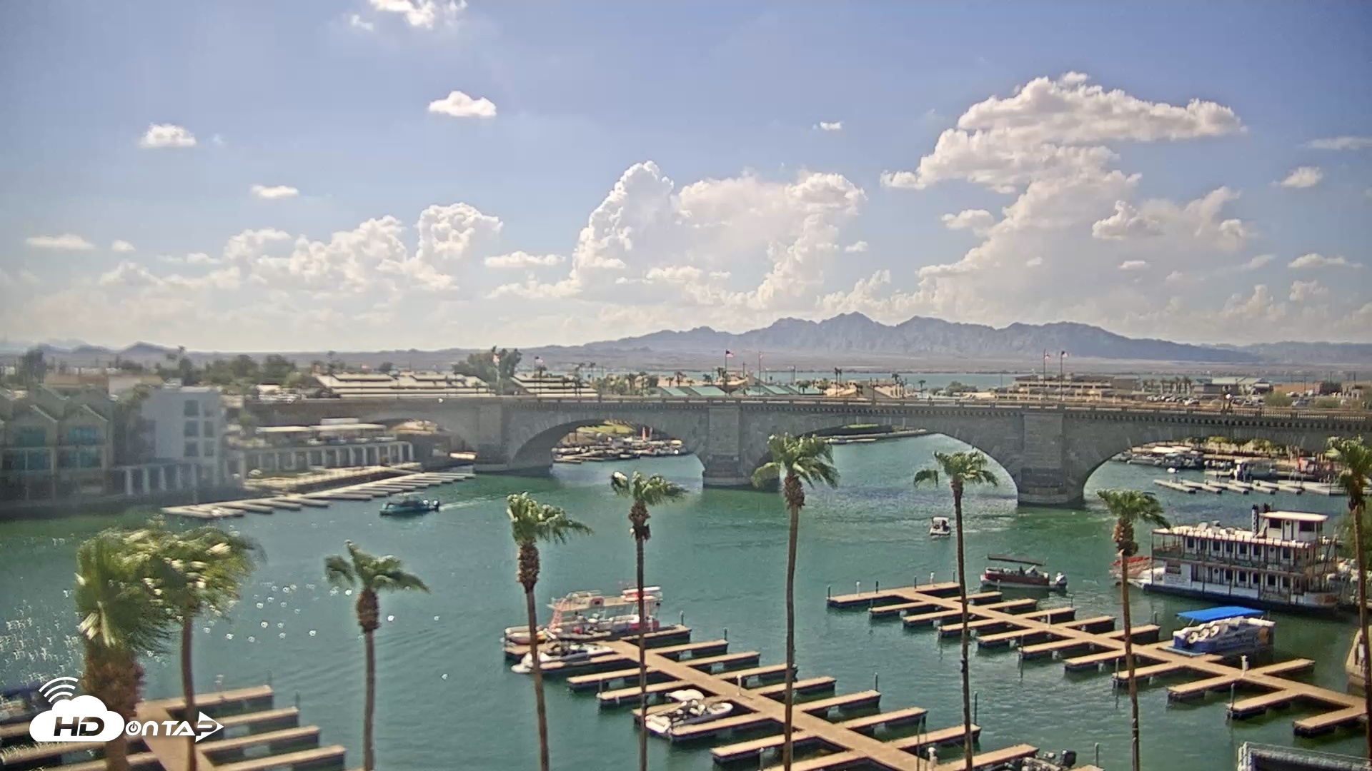 Snapshot of Lake Havasu London Bridge Live Webcam taken Aug 14, 2026, 3:39pm MST