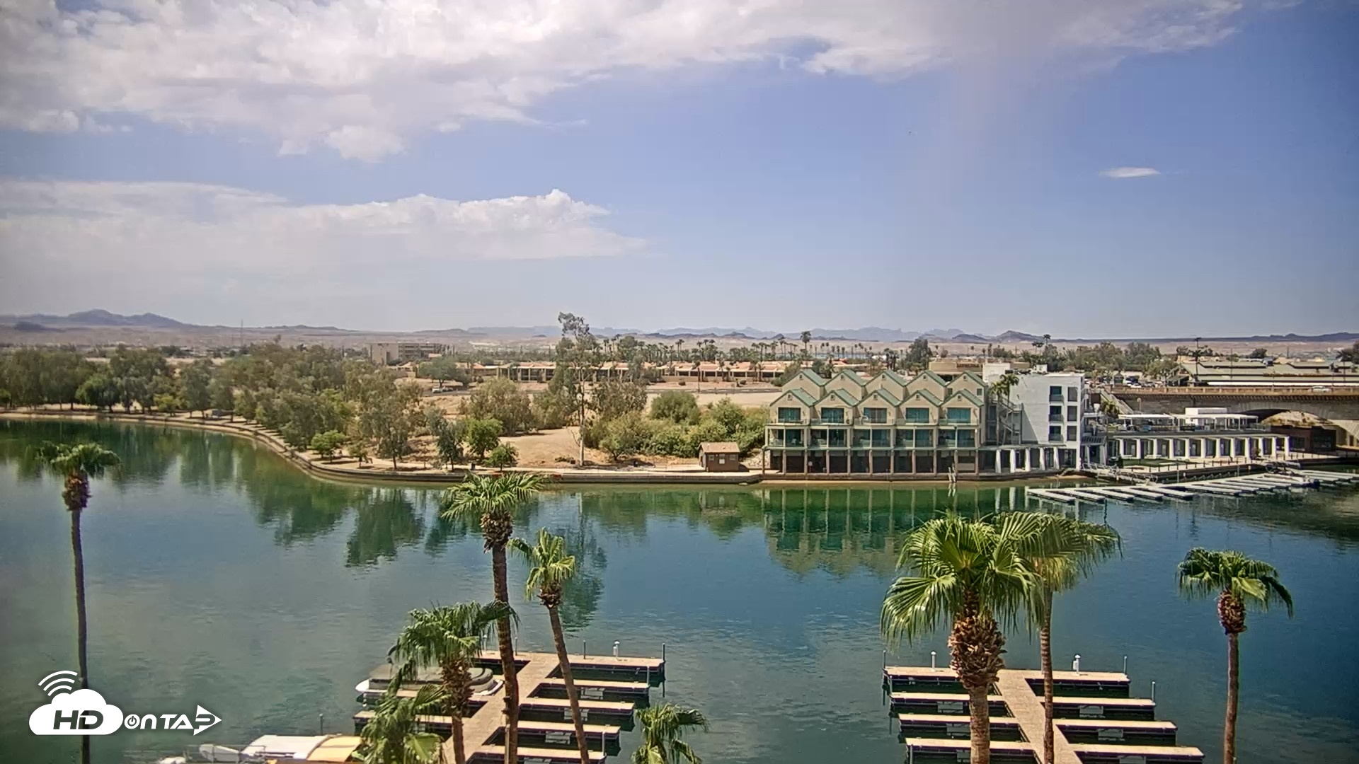 Snapshot of Lake Havasu London Bridge Live Webcam taken Aug 26, 2026, 12:04pm MST