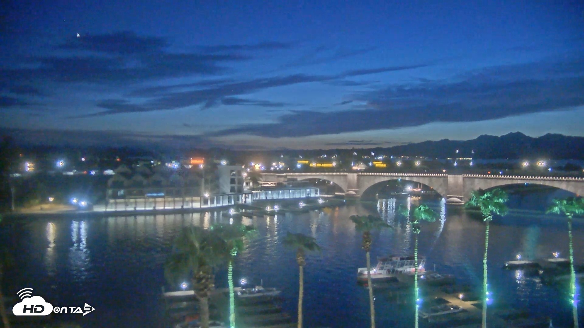 Snapshot of Lake Havasu London Bridge Live Webcam taken Aug 23, 2026, 7:58pm MST