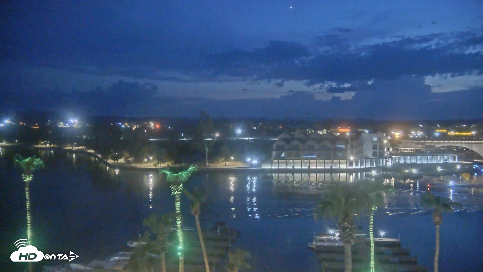 Snapshot of Lake Havasu London Bridge Live Webcam taken Aug 10, 2026, 8:09pm MST