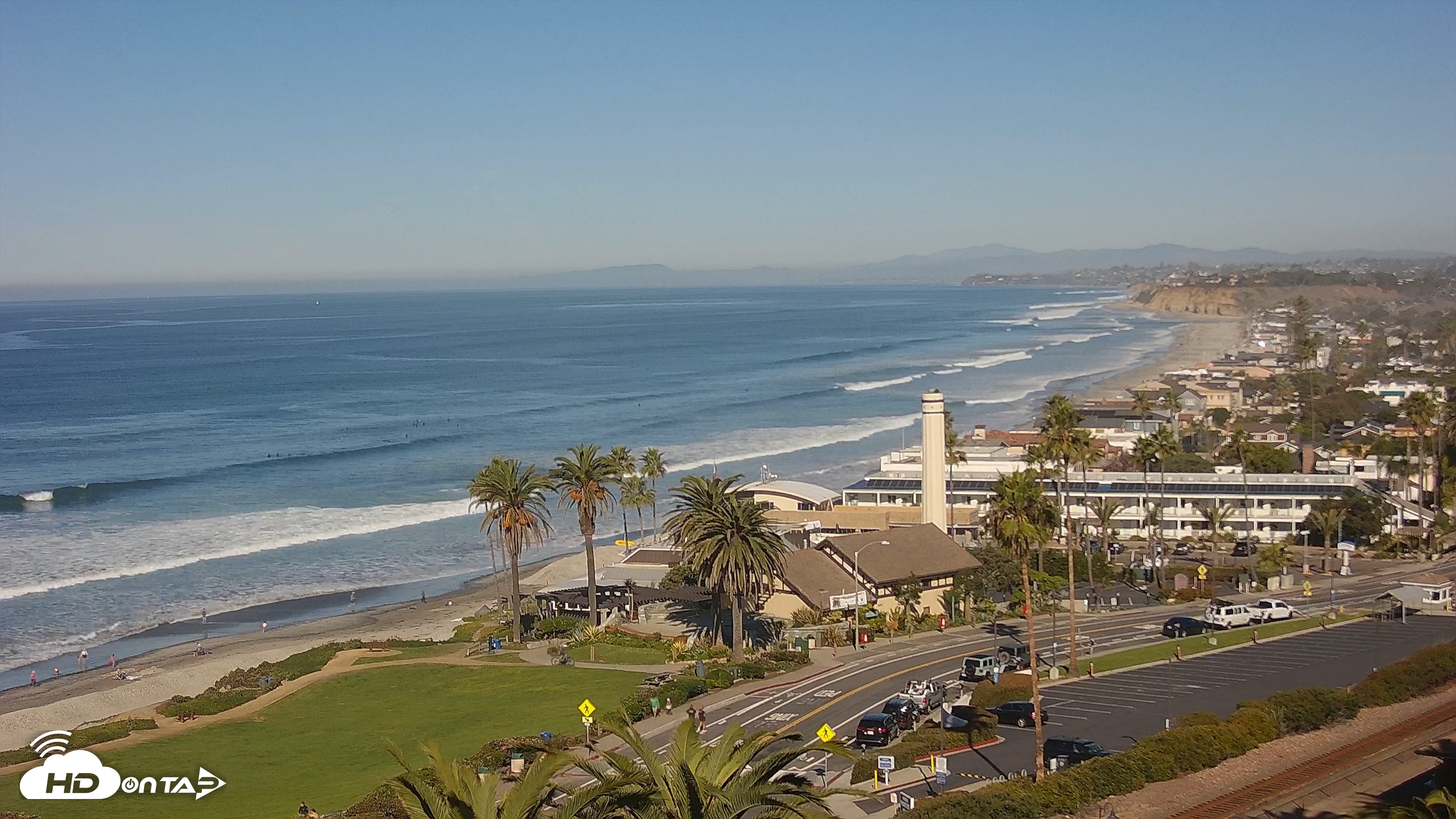 Snapshot of Del Mar Beach Overlook Live Webcam taken Nov 25, 2025, 10:07am PST
