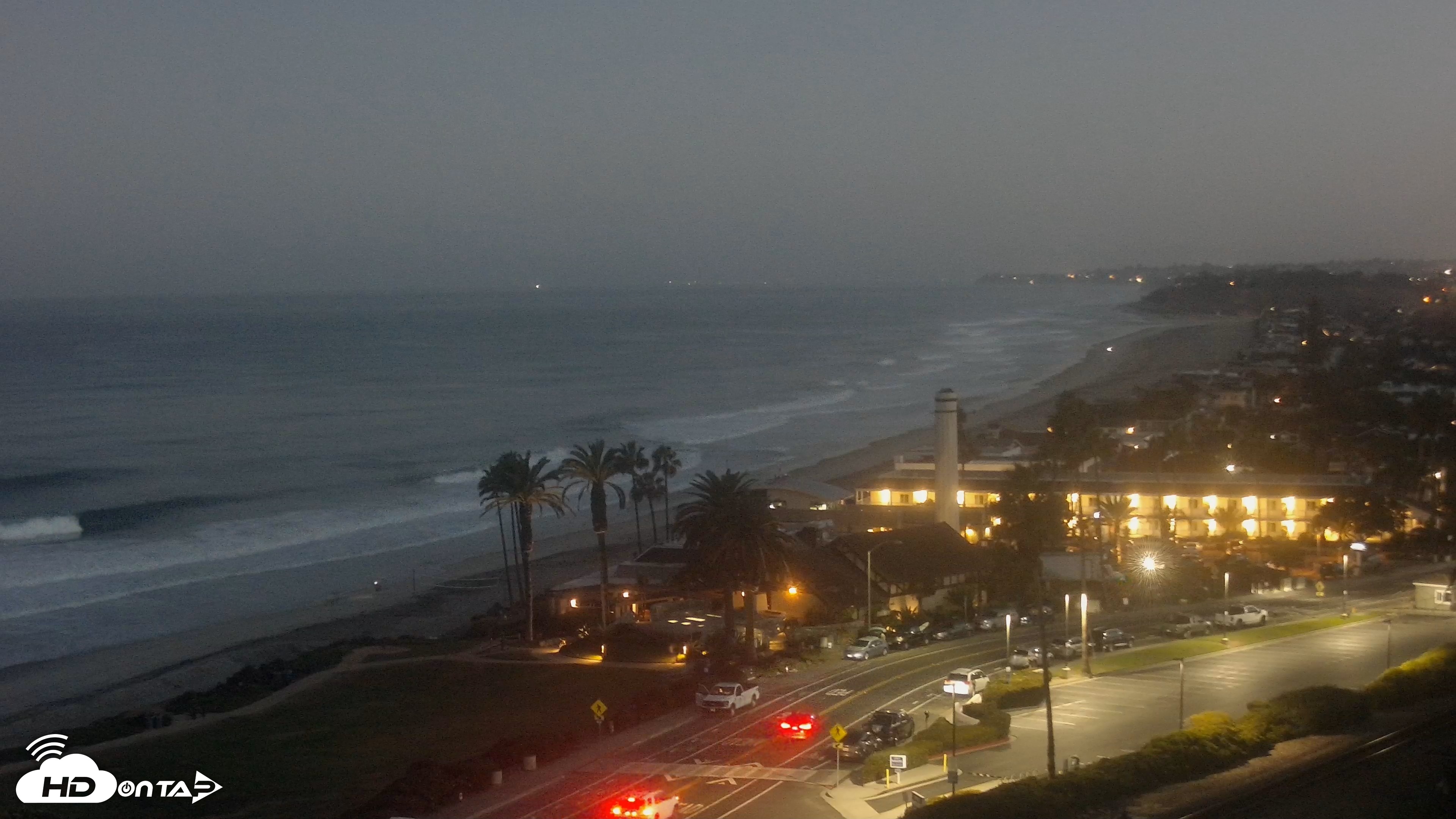 Snapshot of Del Mar Beach Overlook Live Webcam taken Sep 29, 2026, 6:16am PDT
